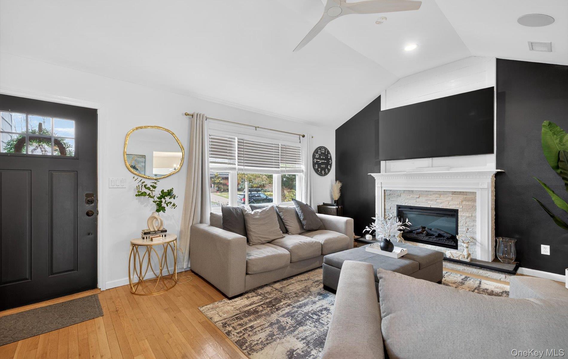 #4 photo, 175 Evergreen Avenue, सफ़ोक काउंटी Smithtown , NY 11787