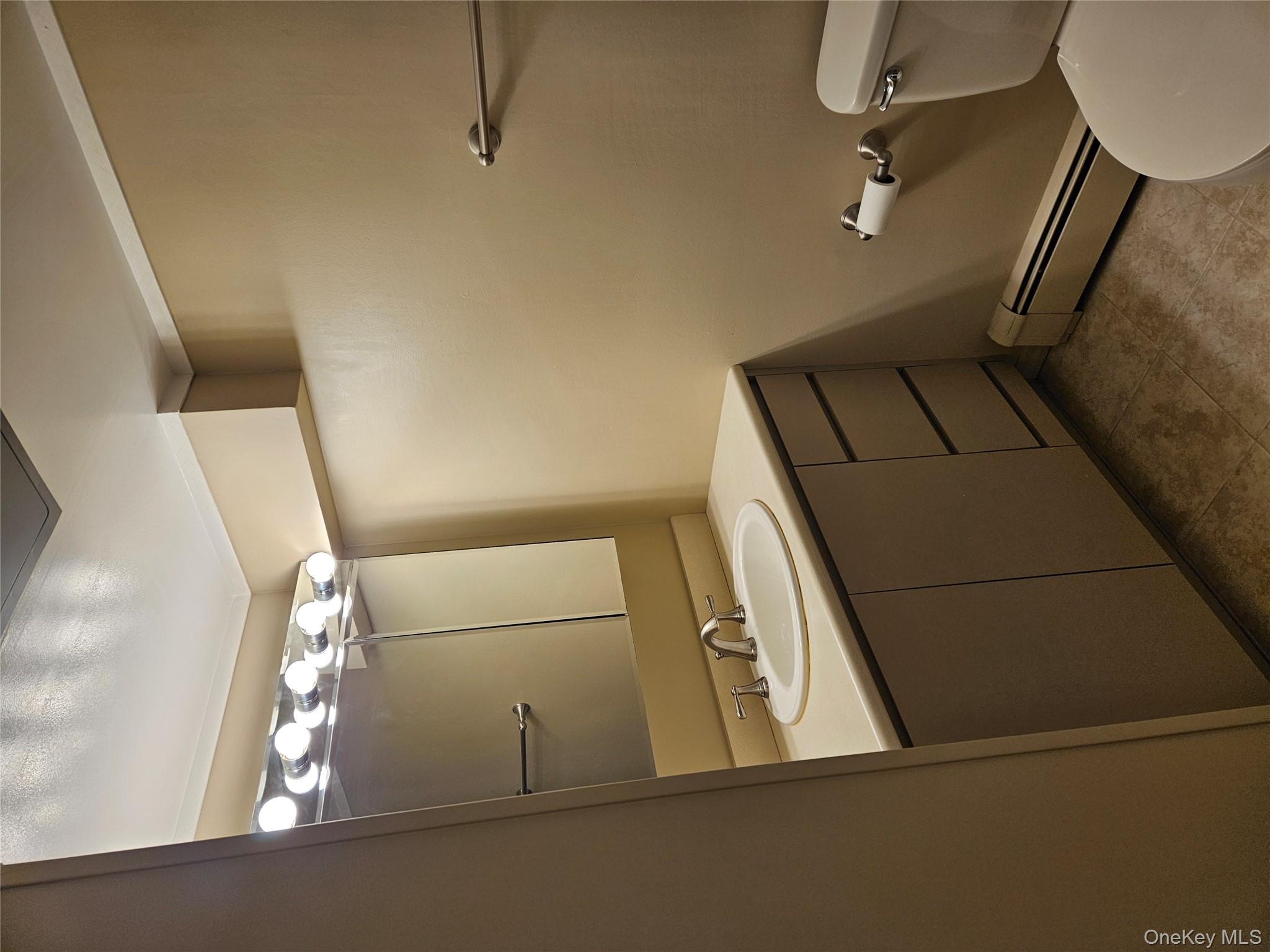 #11 photo, 43 hartman  hill Road, Huntington , NY 11743