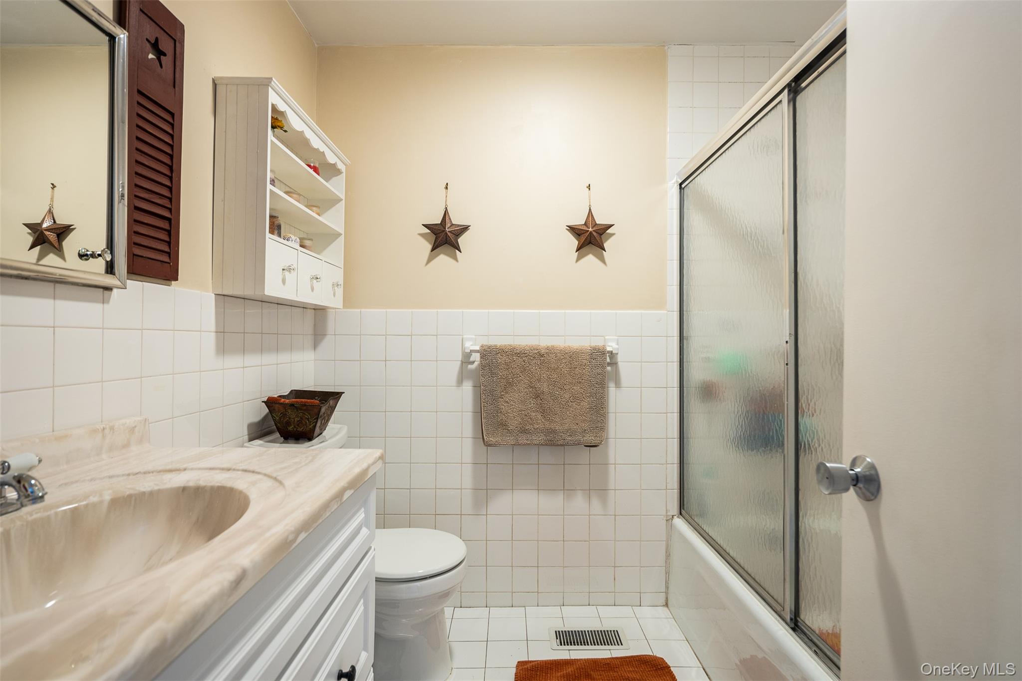 #12 photo, 2 Fenwick Street, Mastic , NY 11950