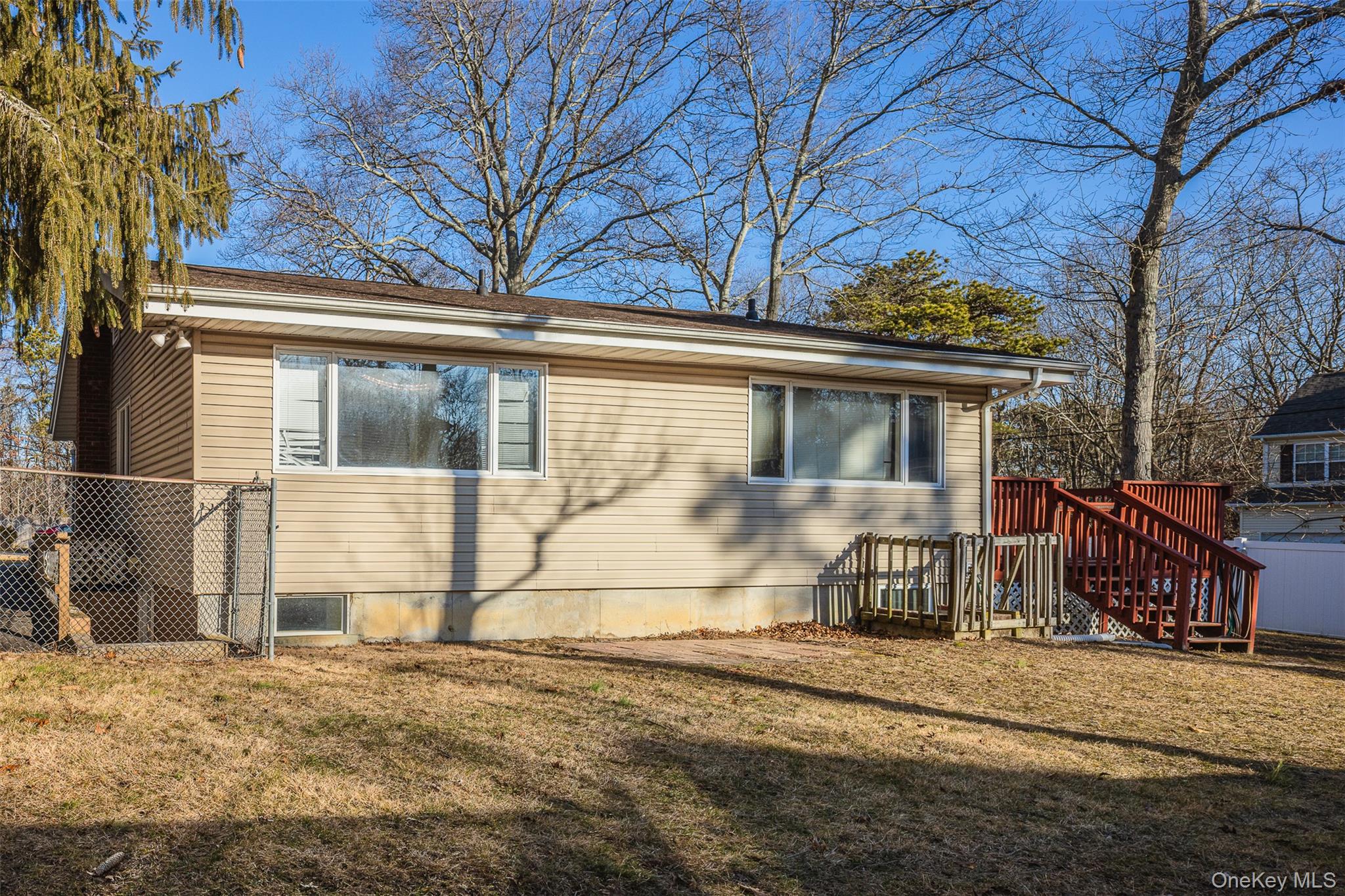 #19 photo, 2 Fenwick Street, Mastic , NY 11950