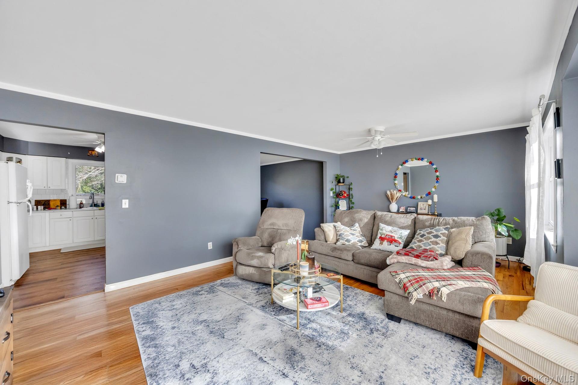 #12 photo, 11 Marlo Lane, 롱 아일랜드 Hauppauge , NY 11788