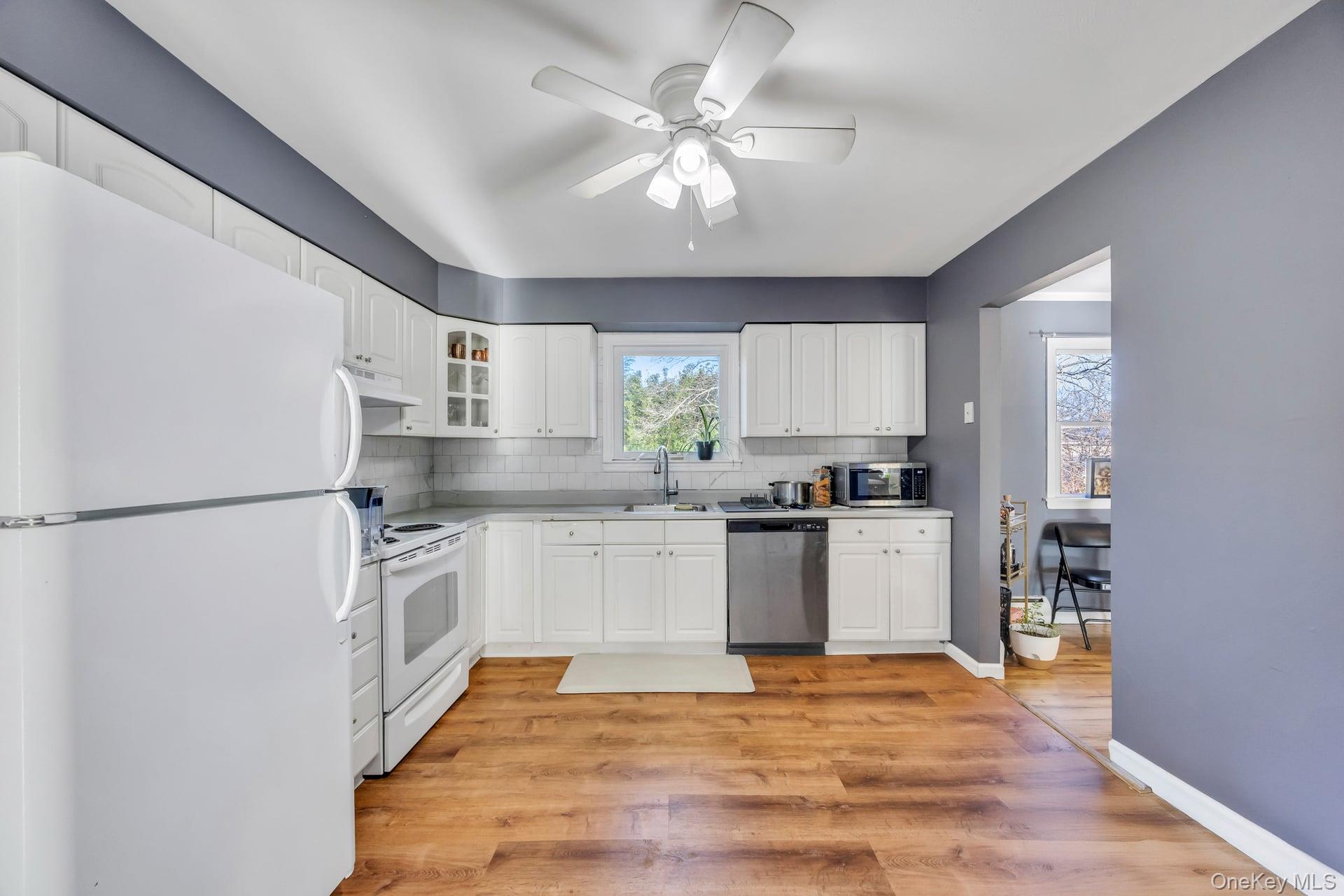 #14 photo, 11 Marlo Lane, 롱 아일랜드 Hauppauge , NY 11788