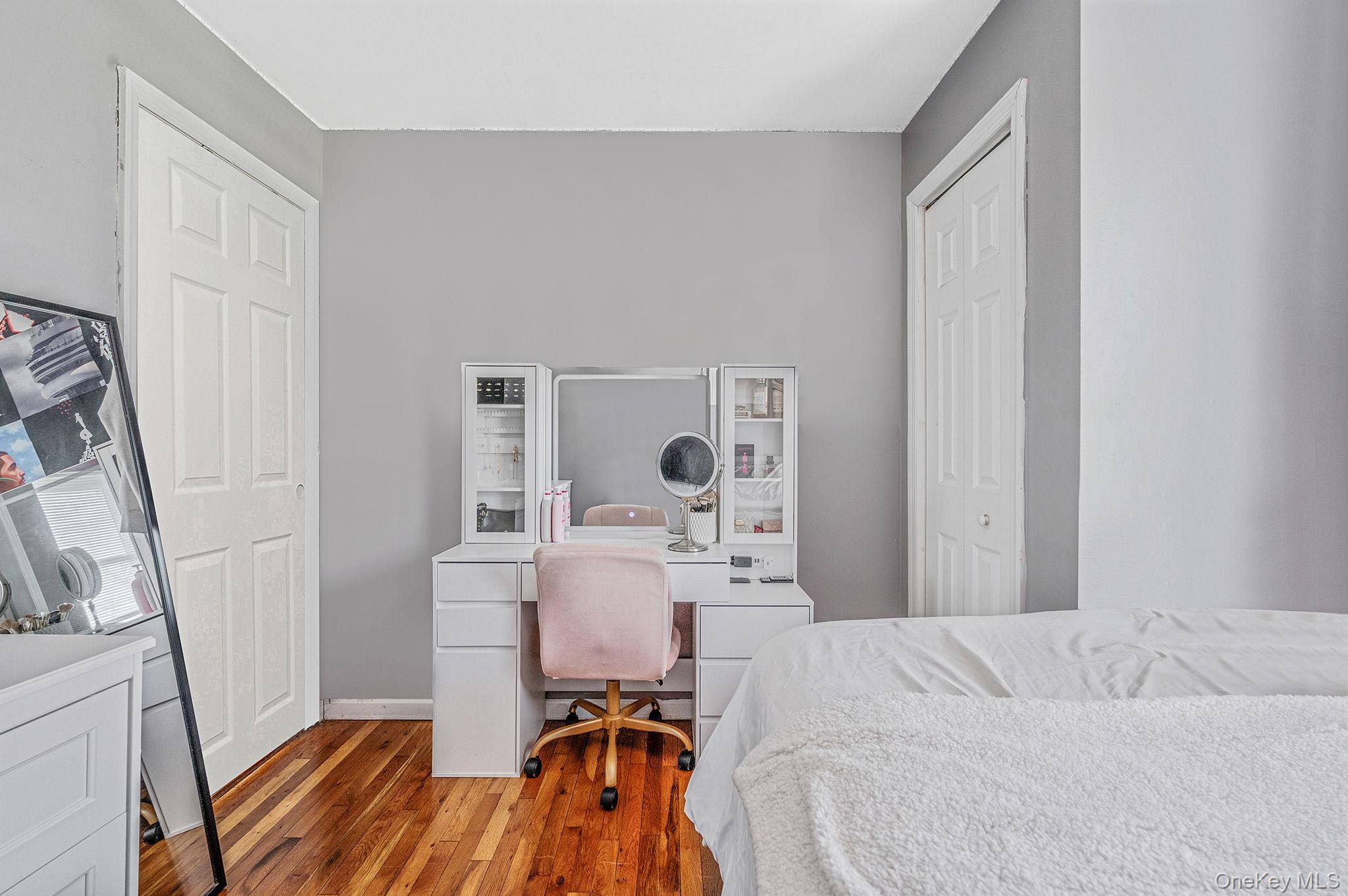 #20 photo, 131 Joline Road, Port Jefferson , NY 11776