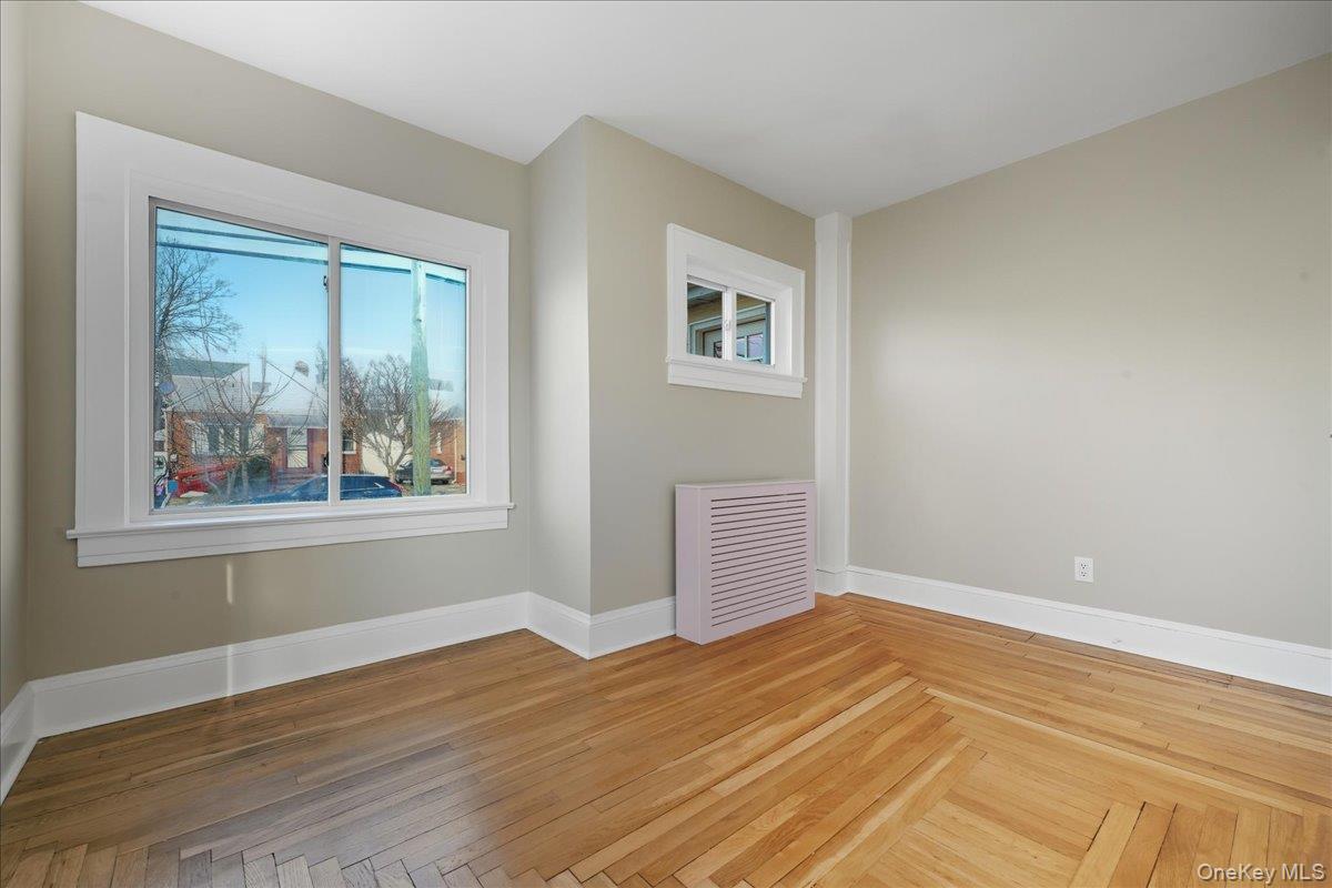 #10 photo, 160 Argyle Avenue, Uniondale , NY 11553