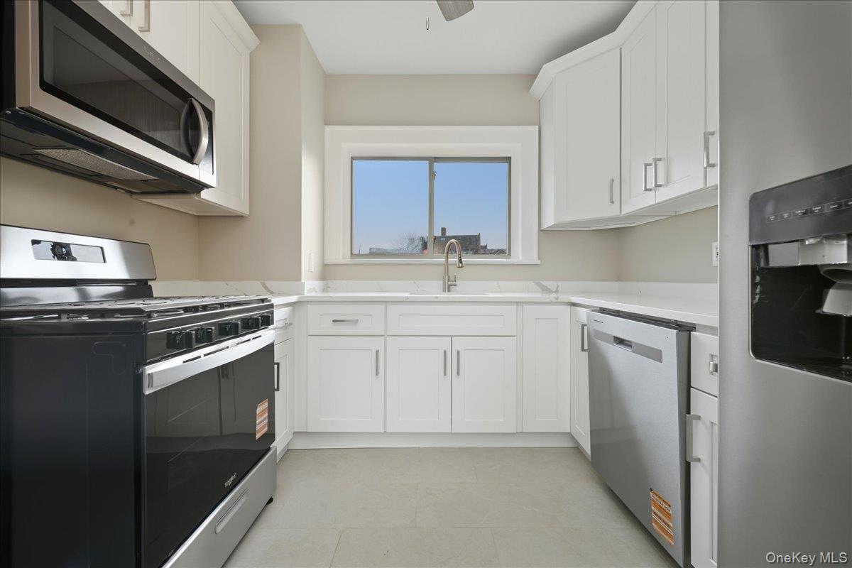 #5 photo, 160 Argyle Avenue, Uniondale , NY 11553