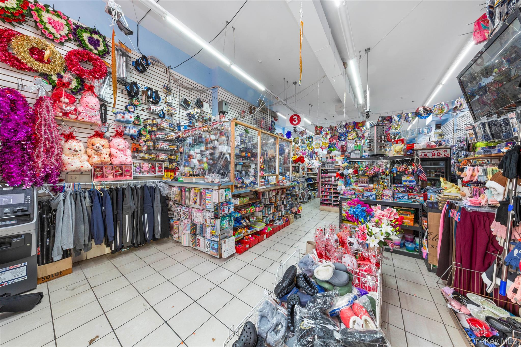 #6 photo, 99-15 Northern Boulevard, 皇后区 Corona , NY 11368