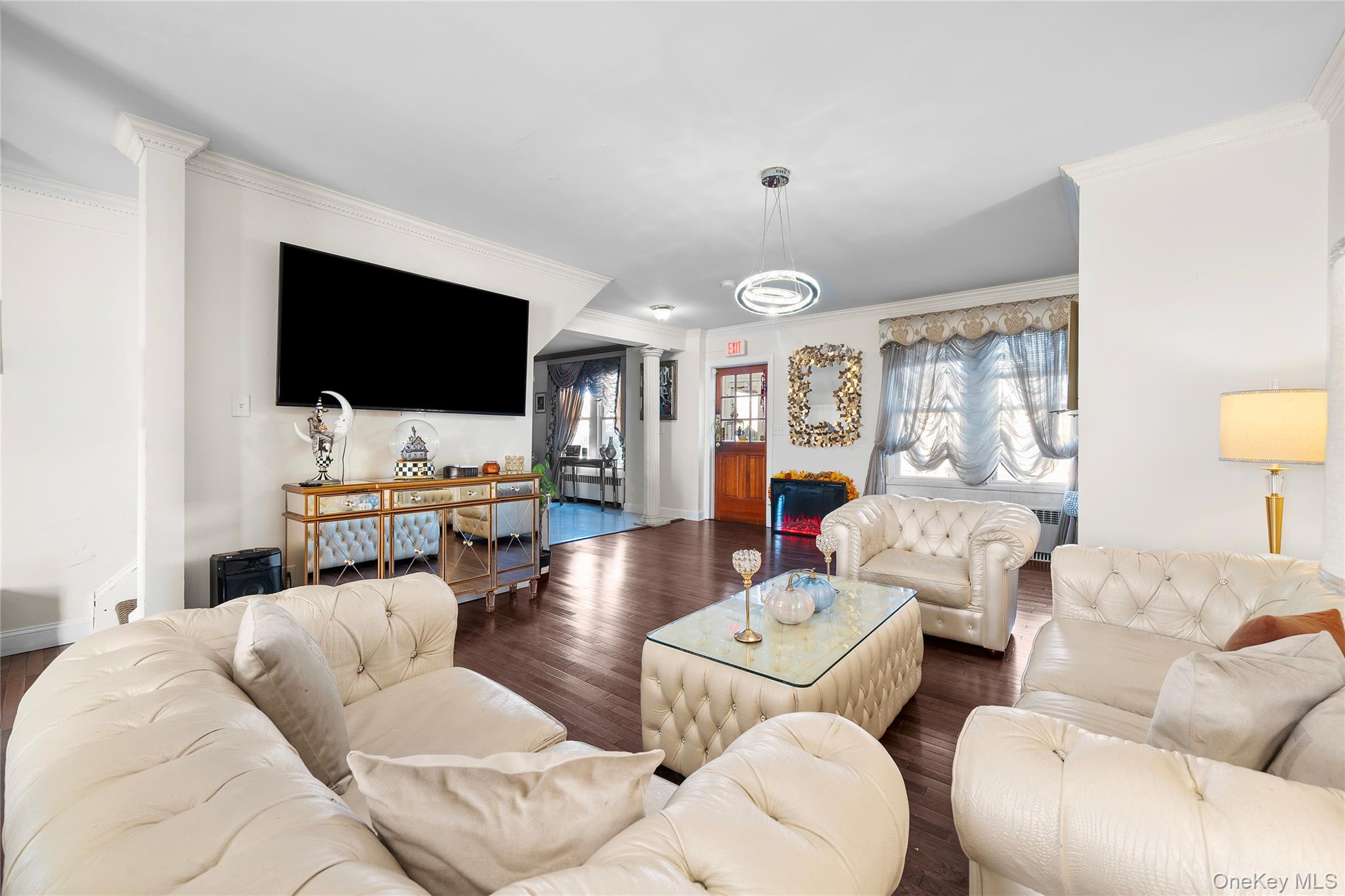 #14 photo, 70 Park Avenue, Bay Shore , NY 11706