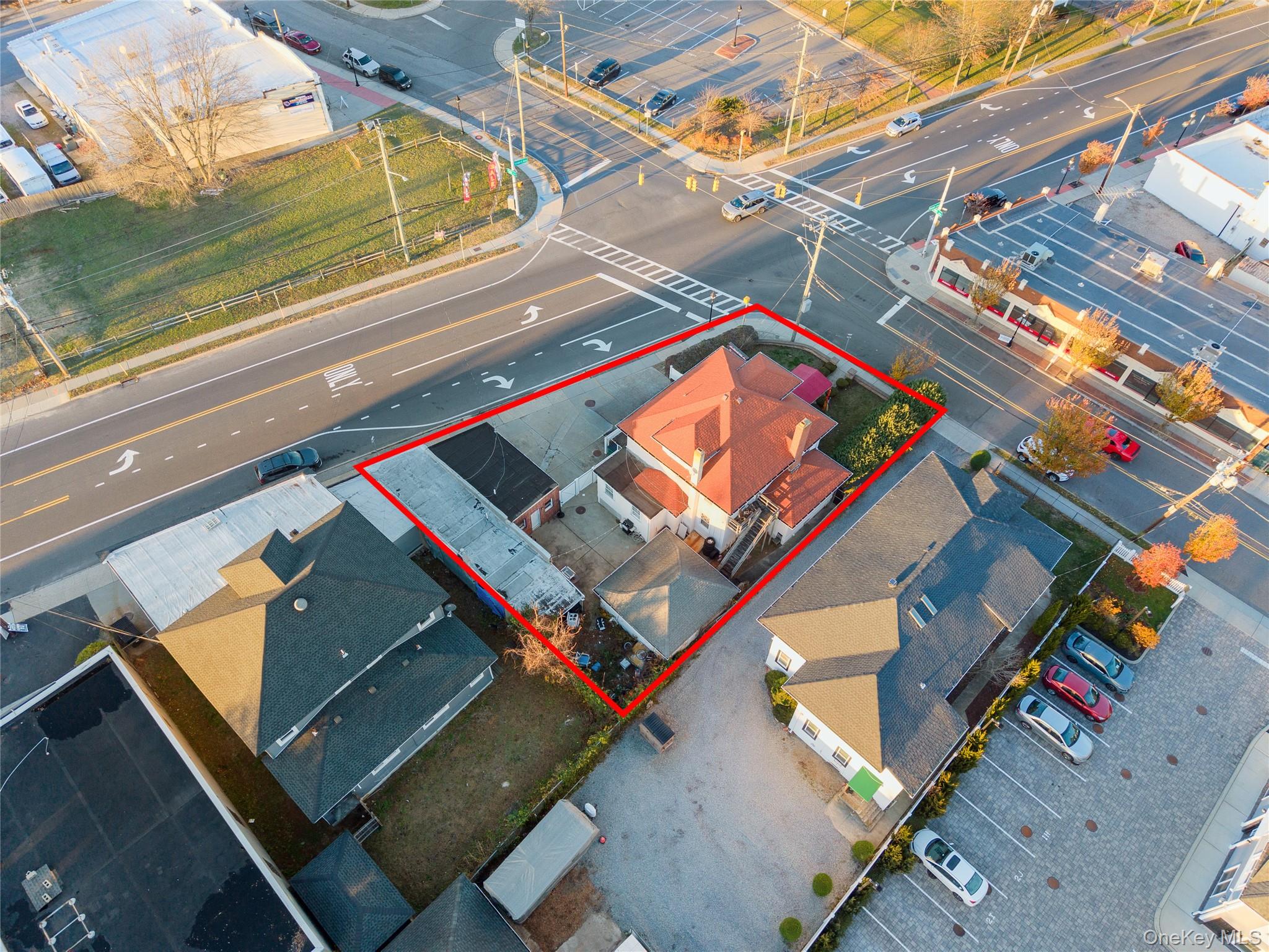 #7 photo, 70 Park Avenue, Bay Shore , NY 11706