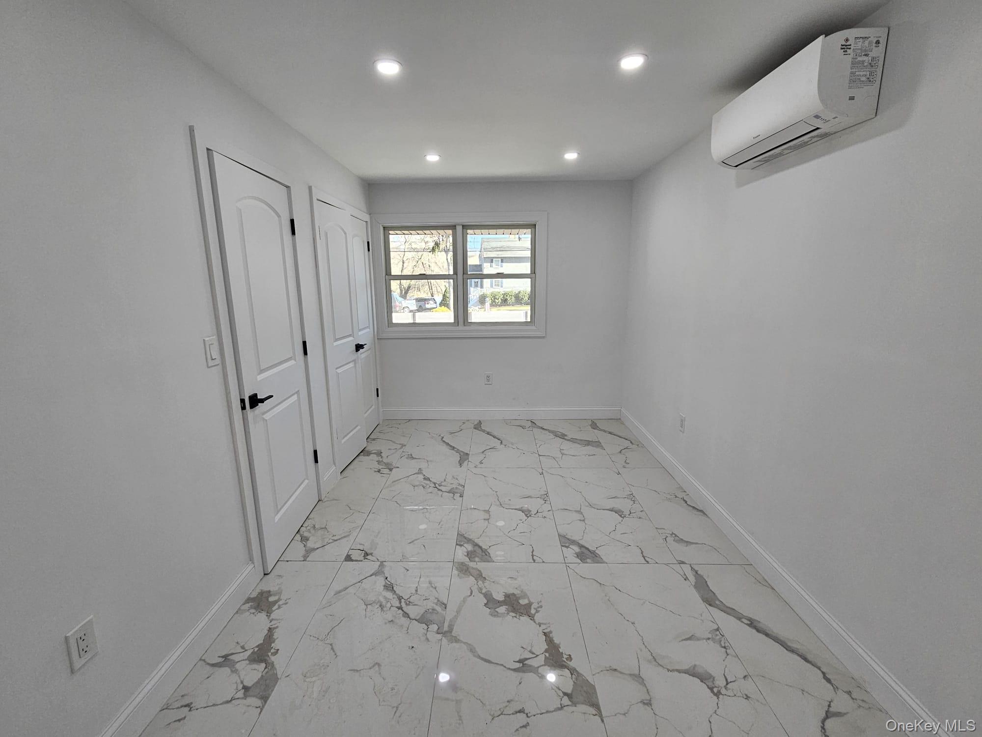 #15 photo, 52 Crystal Beach Boulevard, 东长岛 Moriches , NY 11955