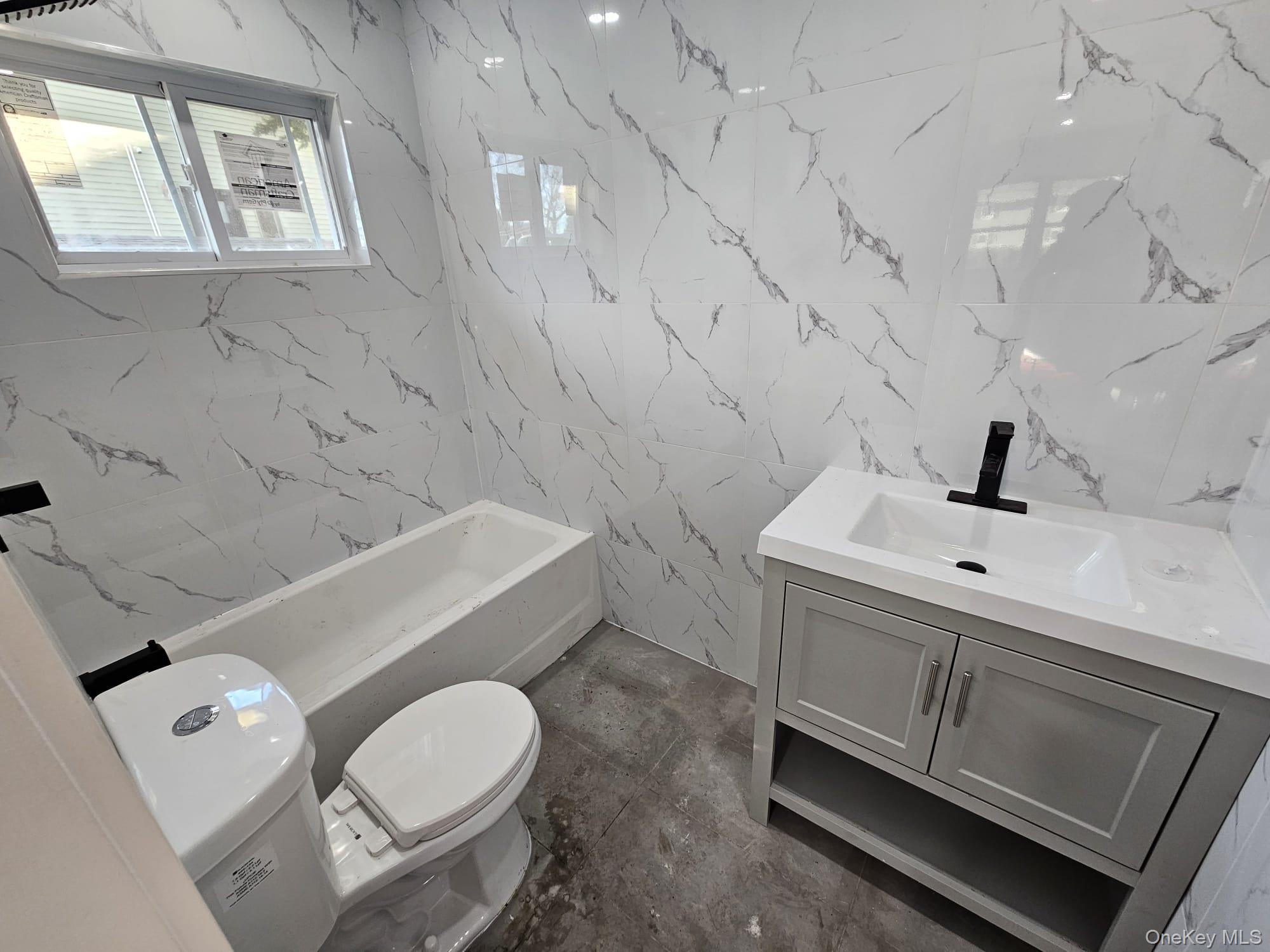 #18 photo, 52 Crystal Beach Boulevard, 东长岛 Moriches , NY 11955