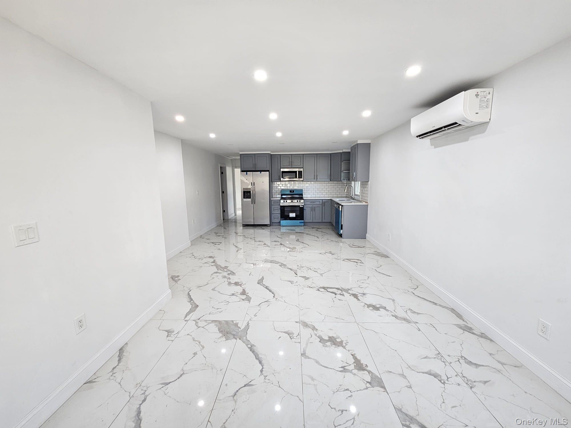 #7 photo, 52 Crystal Beach Boulevard, 东长岛 Moriches , NY 11955