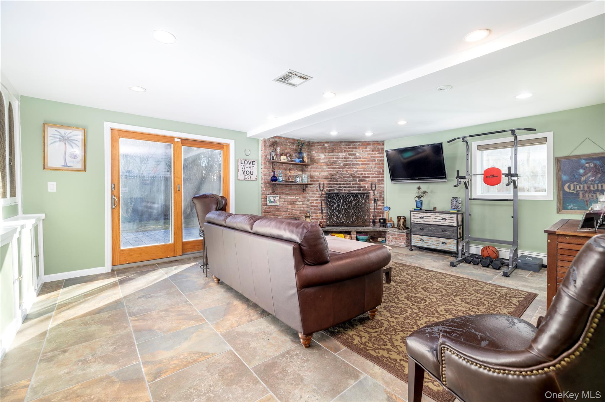 #18 photo, 136 Greenway Road, 롱 아일랜드 Lido Beach , NY 11561