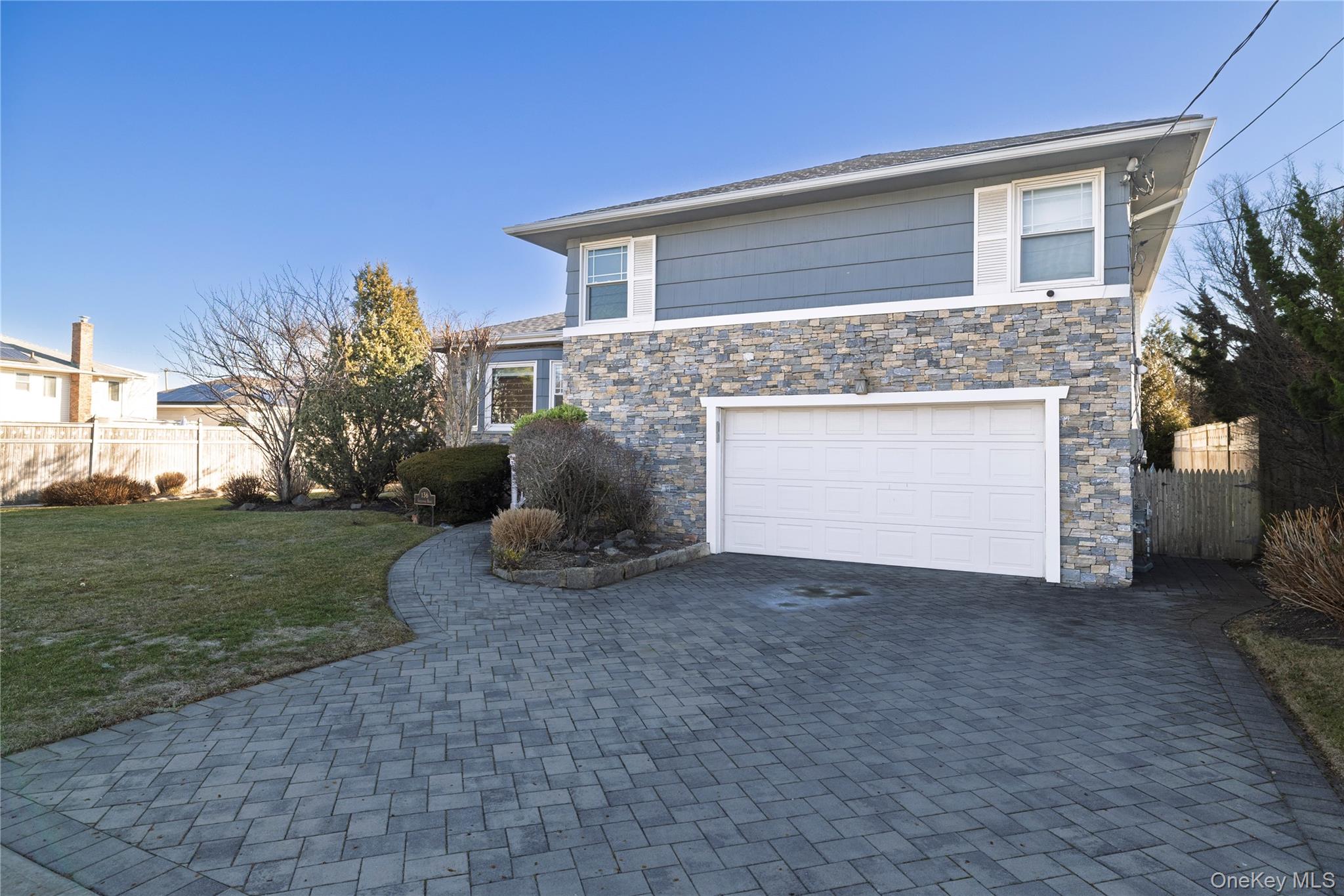 #2 photo, 136 Greenway Road, 롱 아일랜드 Lido Beach , NY 11561