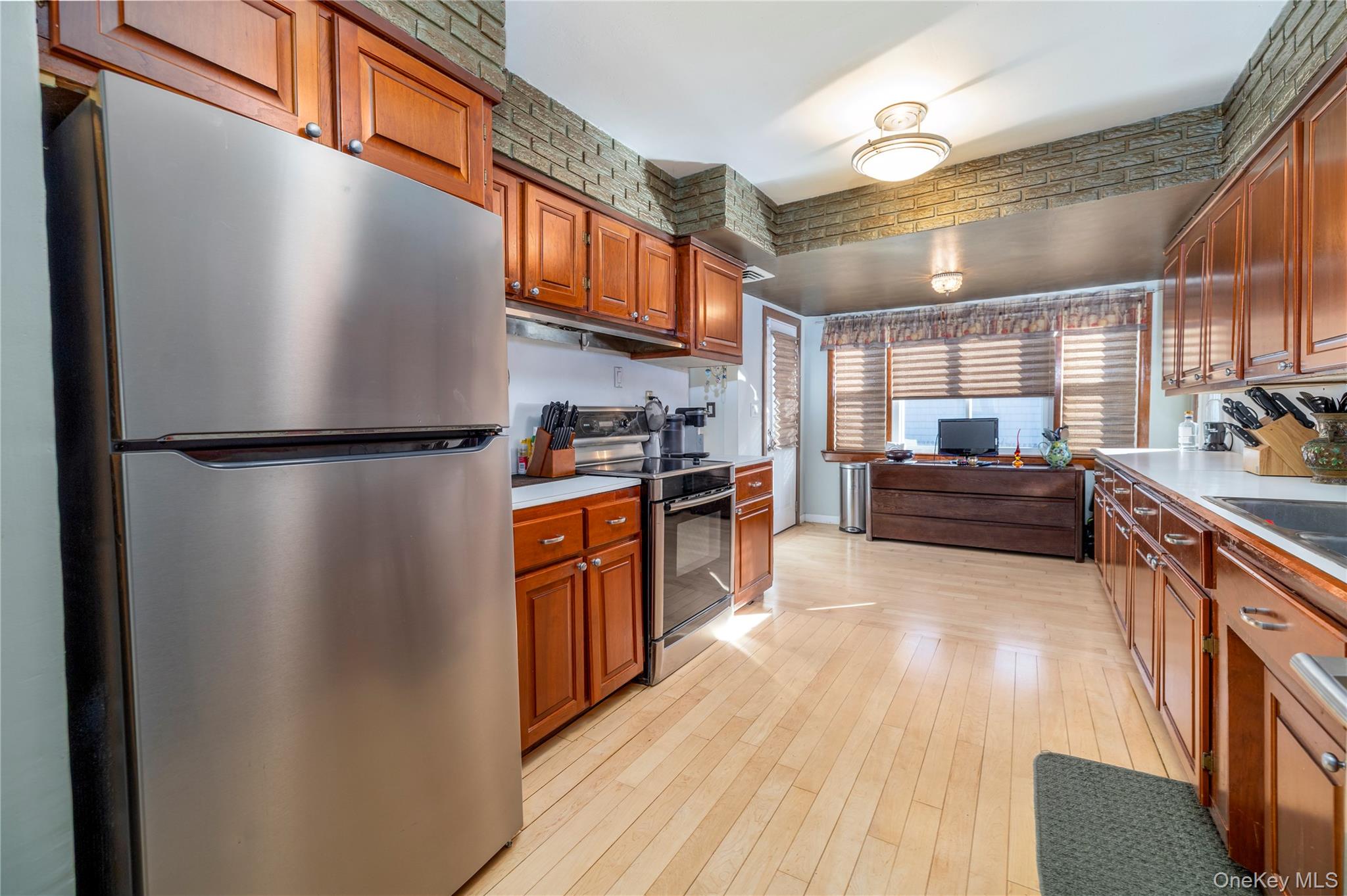 #7 photo, 136 Greenway Road, 롱 아일랜드 Lido Beach , NY 11561