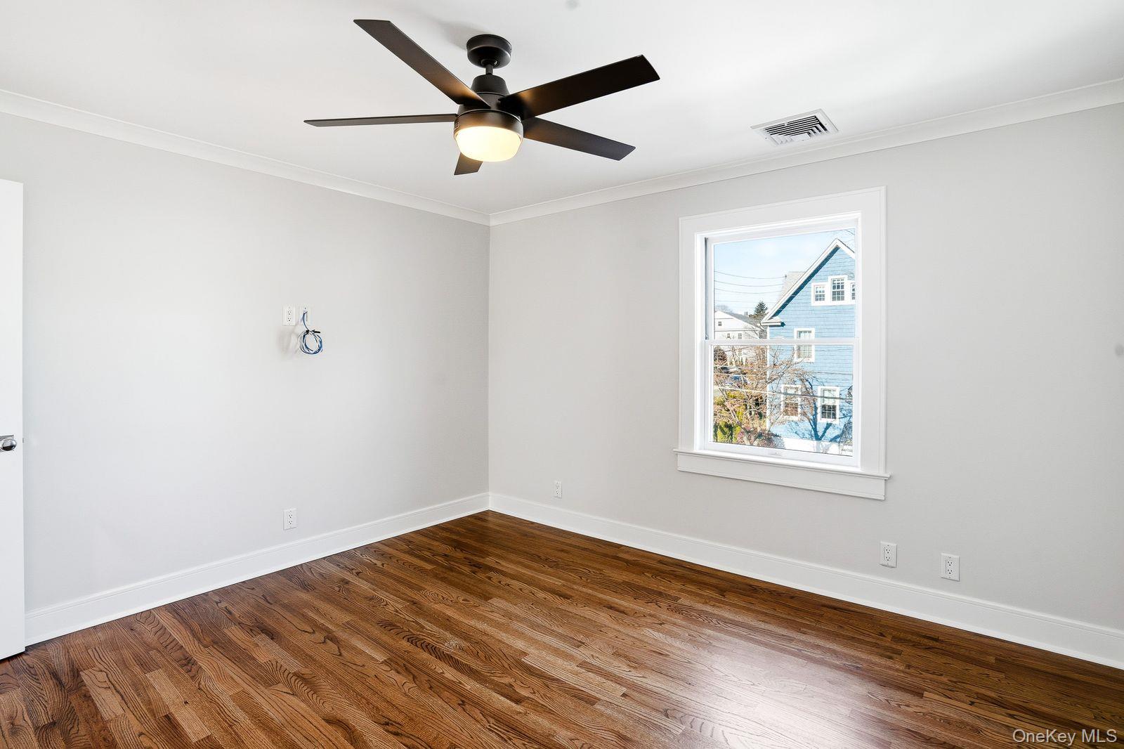 #9 photo, 71 Henry Avenue, 뉴욕주 Harrison , NY 10528