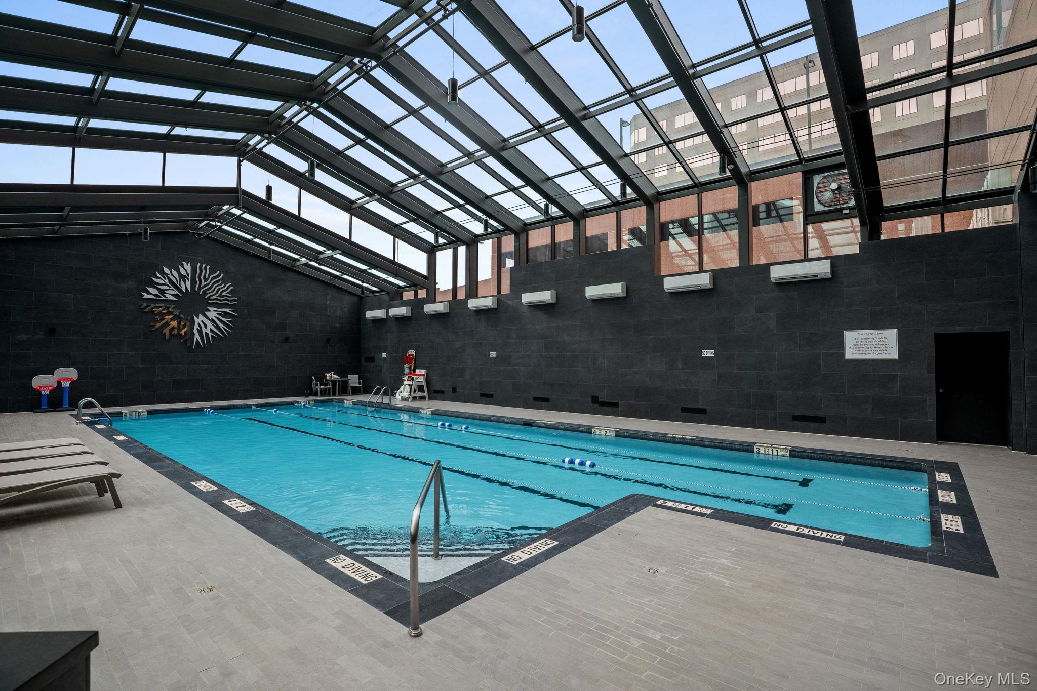 #19 photo, 4 Martine Avenue, White Plains , NY 10606