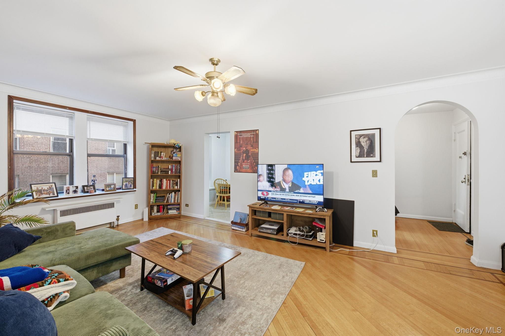 #4 photo, 1 Broad Parkway, White Plains , NY 10601