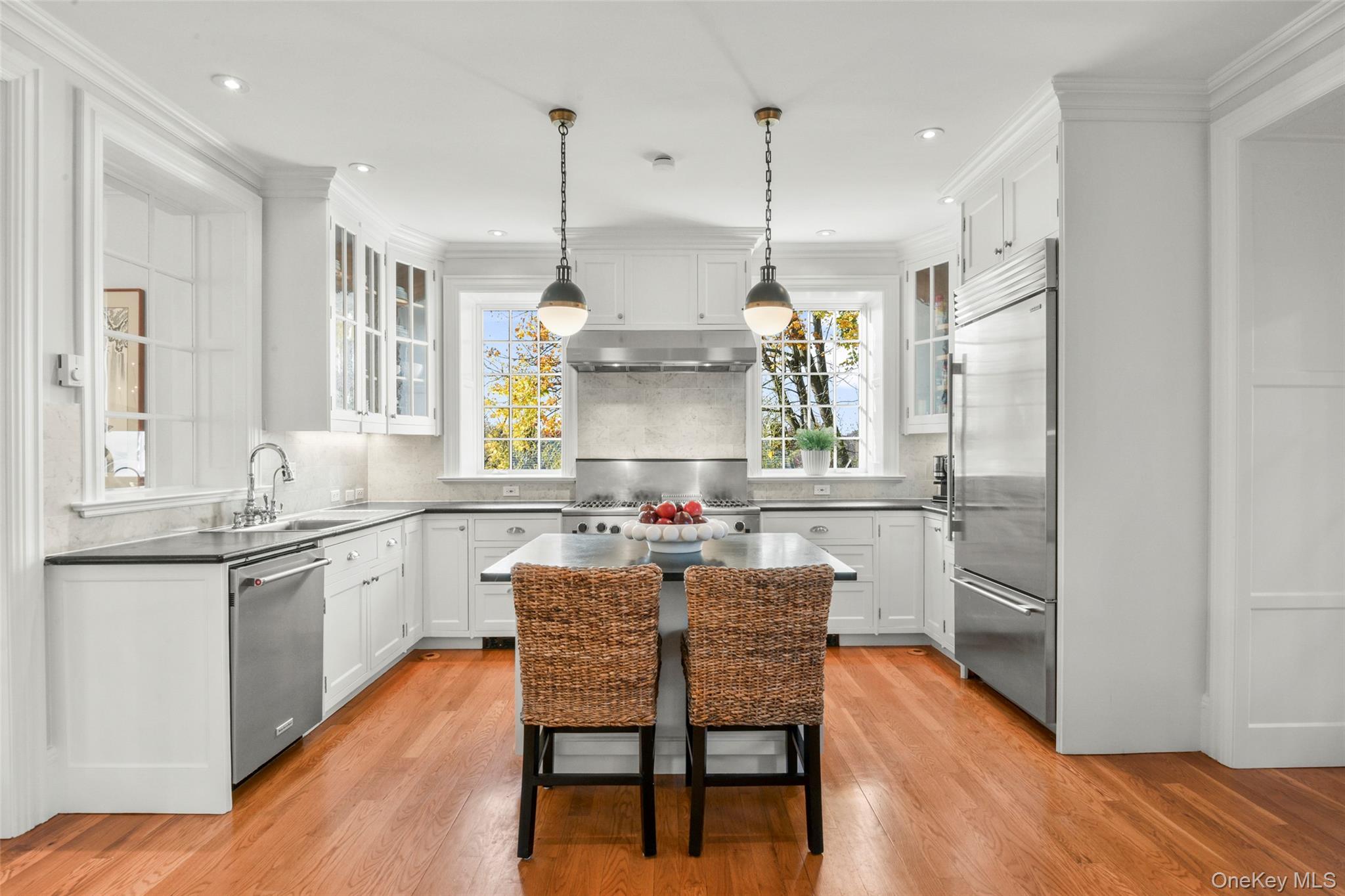 #11 photo, 203 Corlies Avenue, Pelham , NY 10803