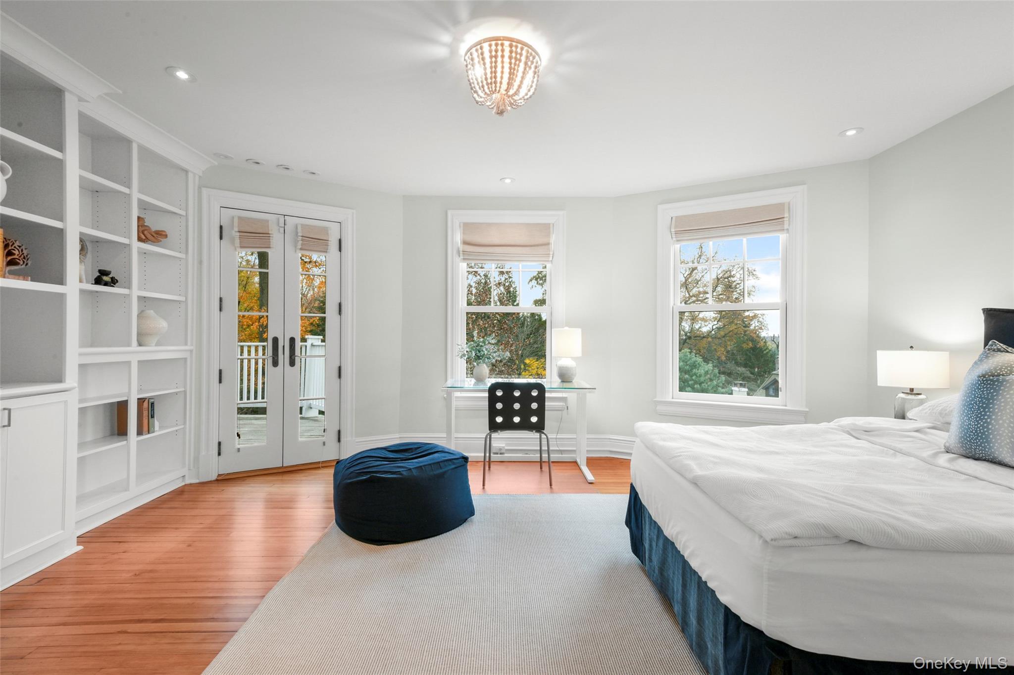 #17 photo, 203 Corlies Avenue, Pelham , NY 10803