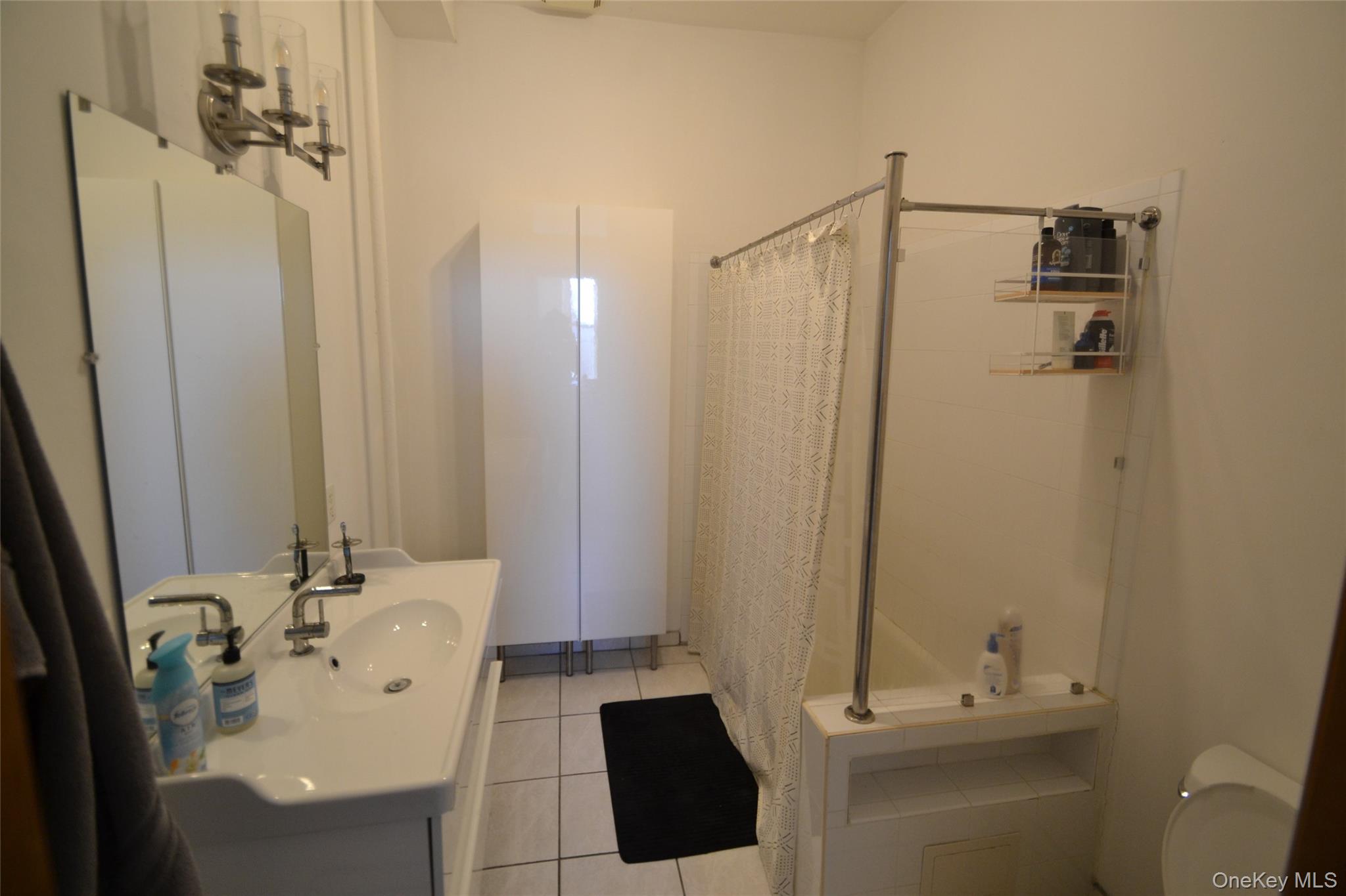 #8 photo, 7 S Broadway, Nyack , NY 10960