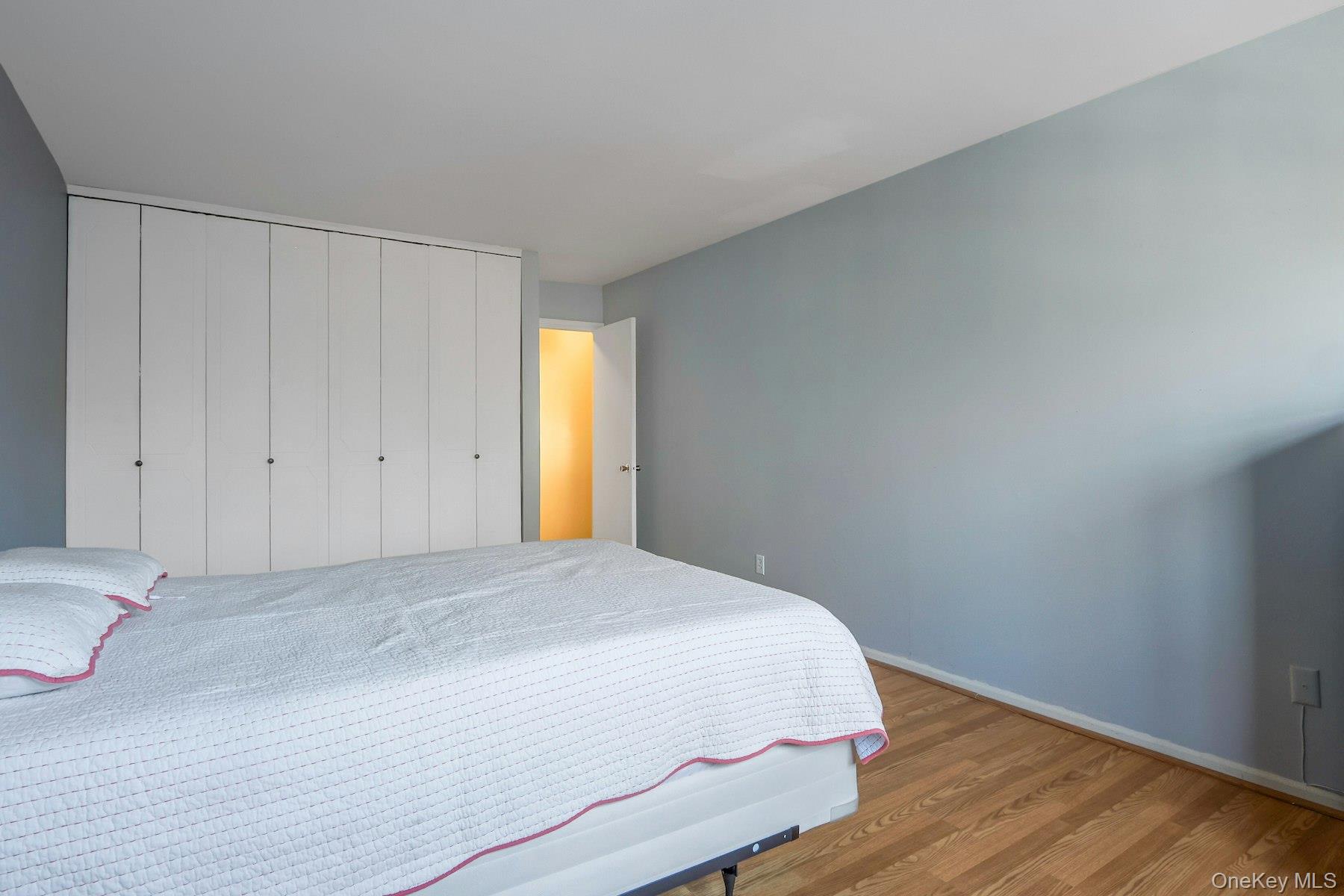 #20 photo, 102 Yorkshire Drive, Suffern , NY 10901