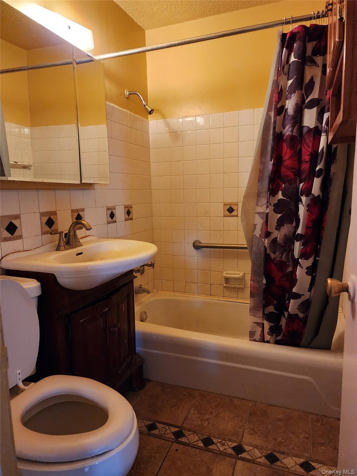 #10 photo, 1966 Newbold Avenue, 브롱크스 Bronx , NY 10472