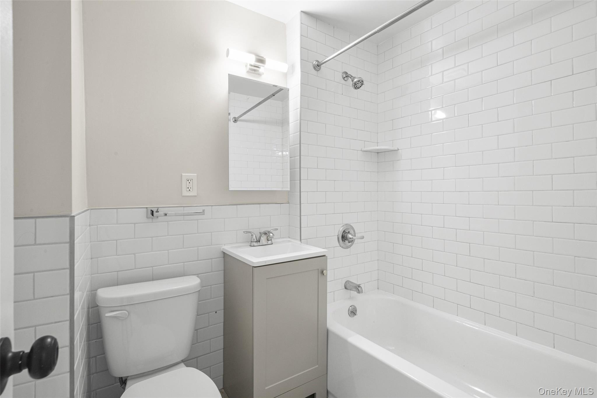 #8 photo, 143 AKA 145 Belknap Avenue, Yonkers , NY 10710