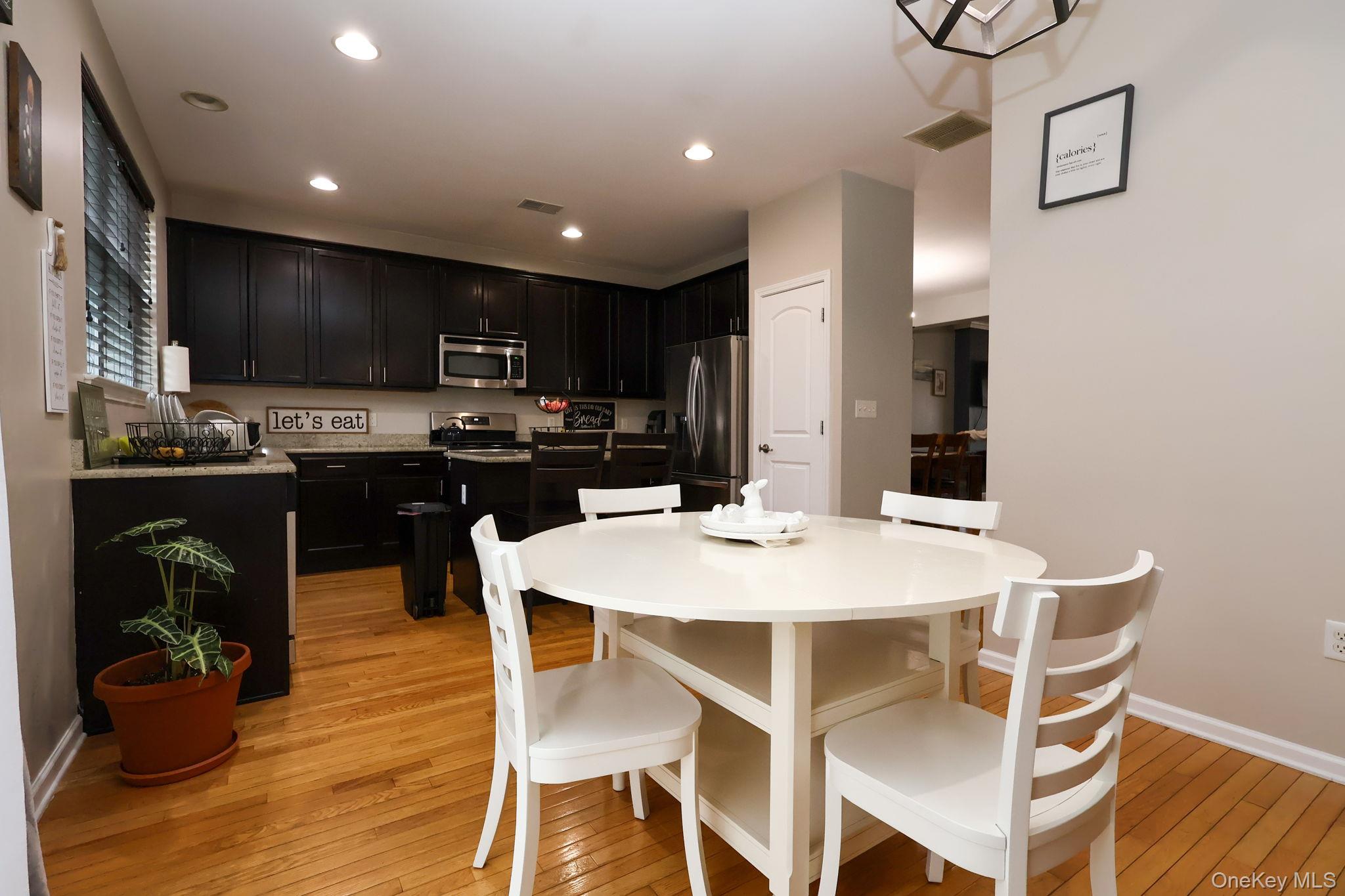 #15 photo, 1210 Hawthorn Way, New Windsor , NY 12553