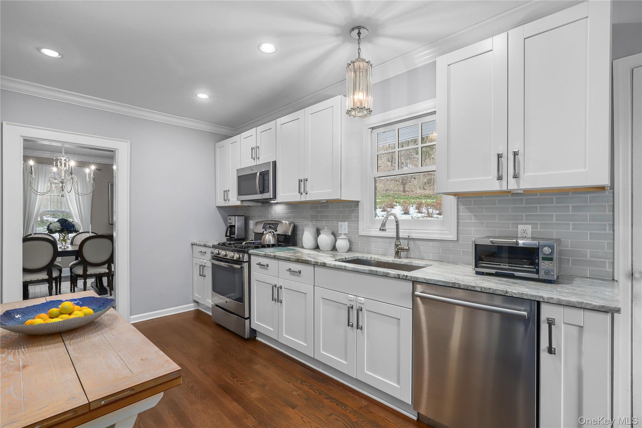 #6 photo, 35 Hamilton Road, Chappaqua , NY 10514