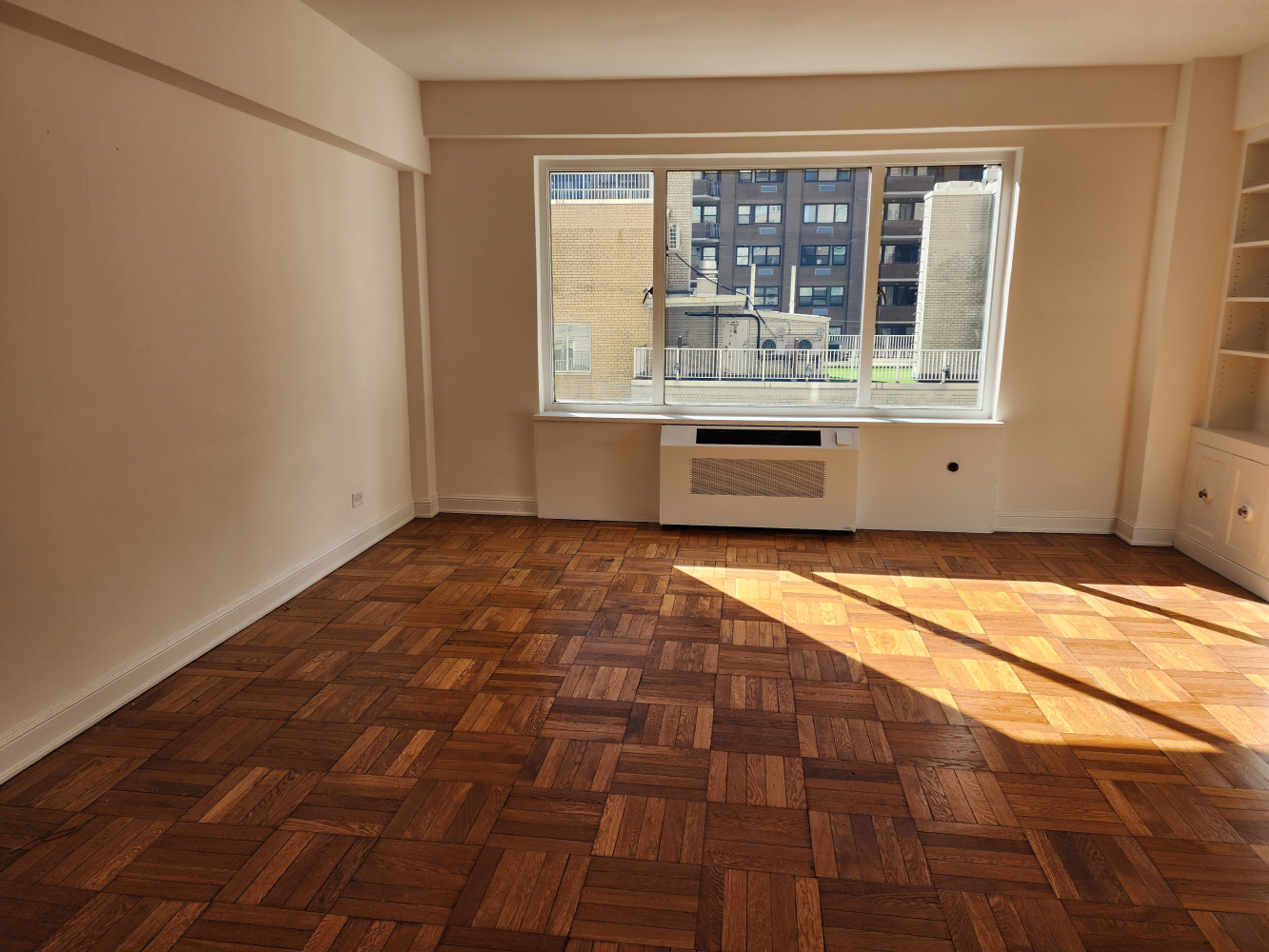 #7 photo, 40 CENTRAL Park S, מנהטן Central Park South , NY 10019