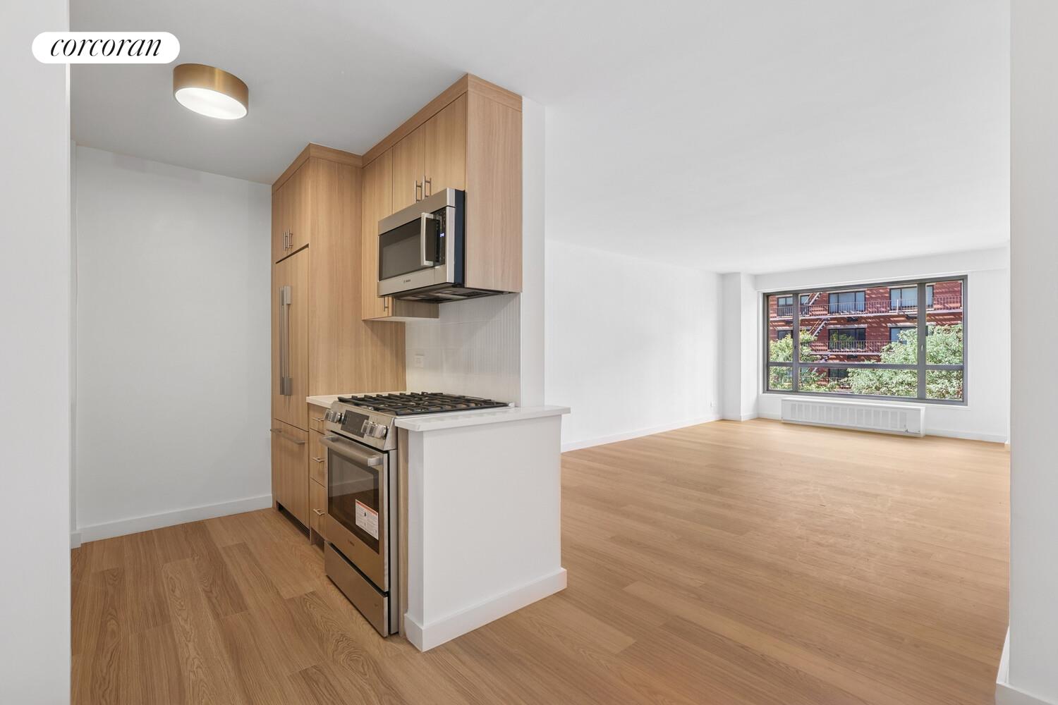 #1 photo, New York City, Yorkville , NY 10128