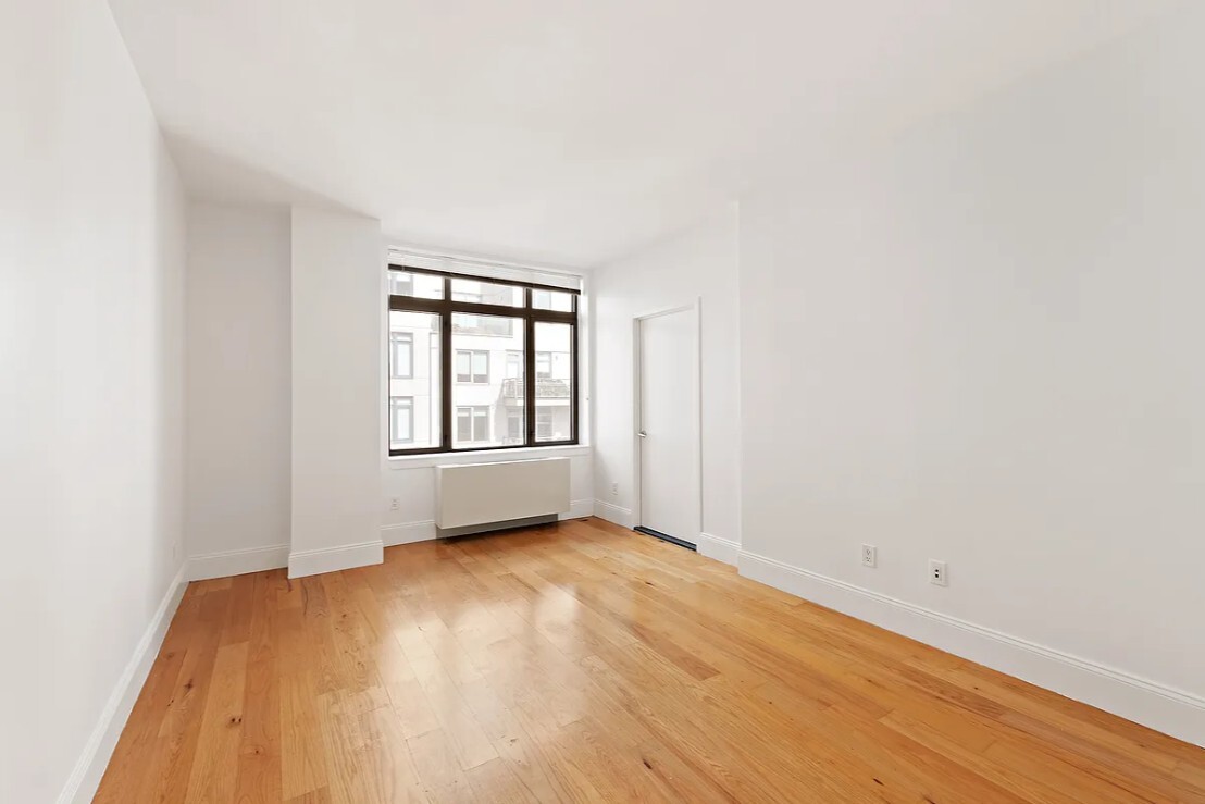 #9 photo, 125 W 22ND Street, Chelsea , NY 10011