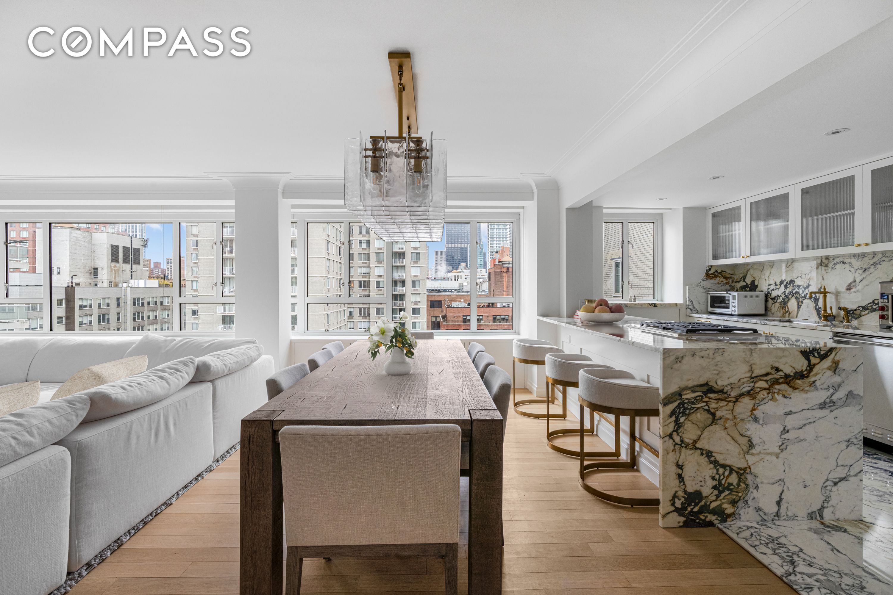 #3 photo, 200 E 66th Street, मैनहटन Lenox Hill , NY 10065