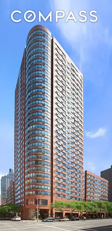 #19 photo, 200 E 94th Street, Upper East Side , NY 10128