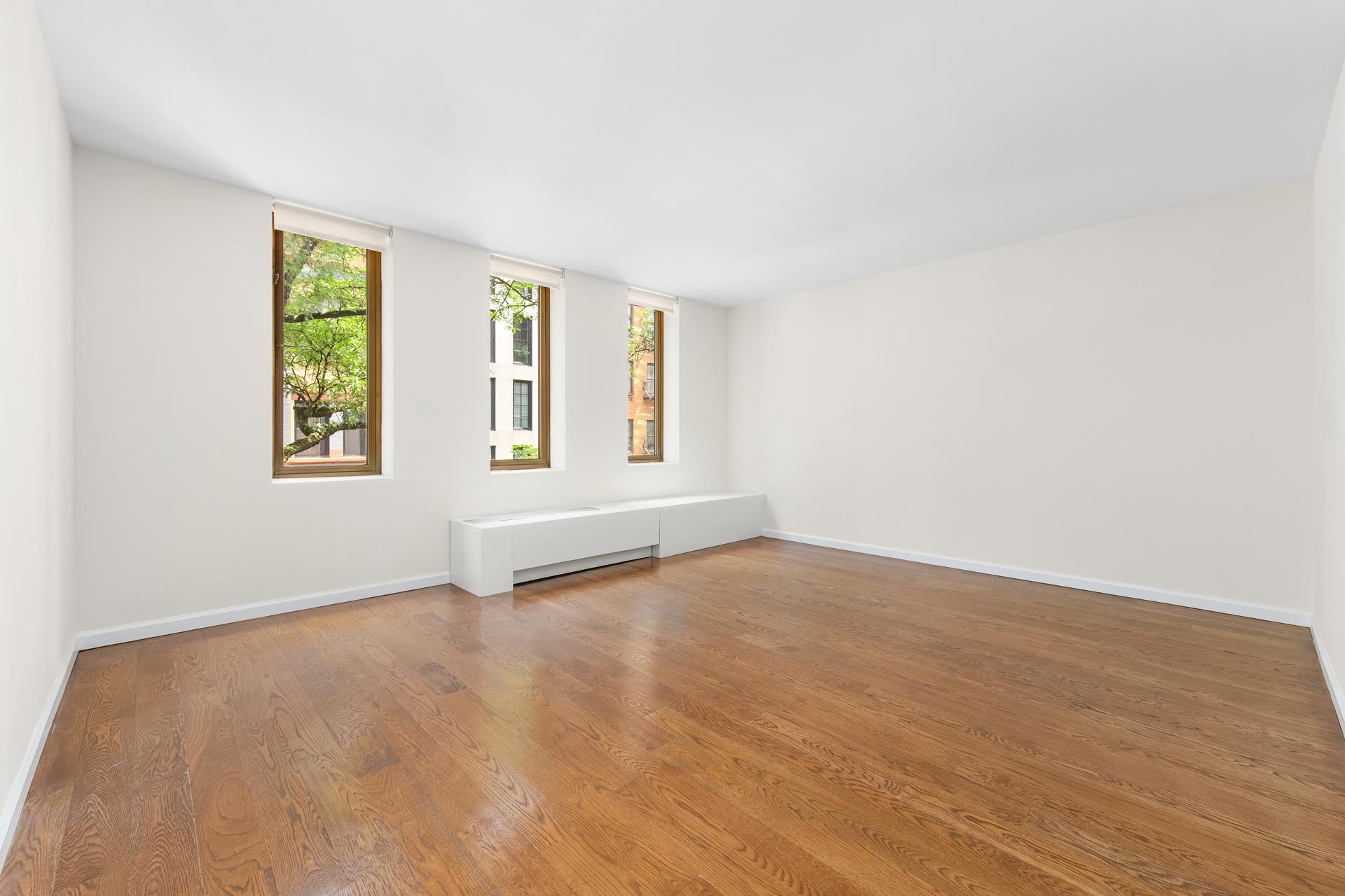 #11 photo, 232 E 67TH Street, Lenox Hill , NY 10065