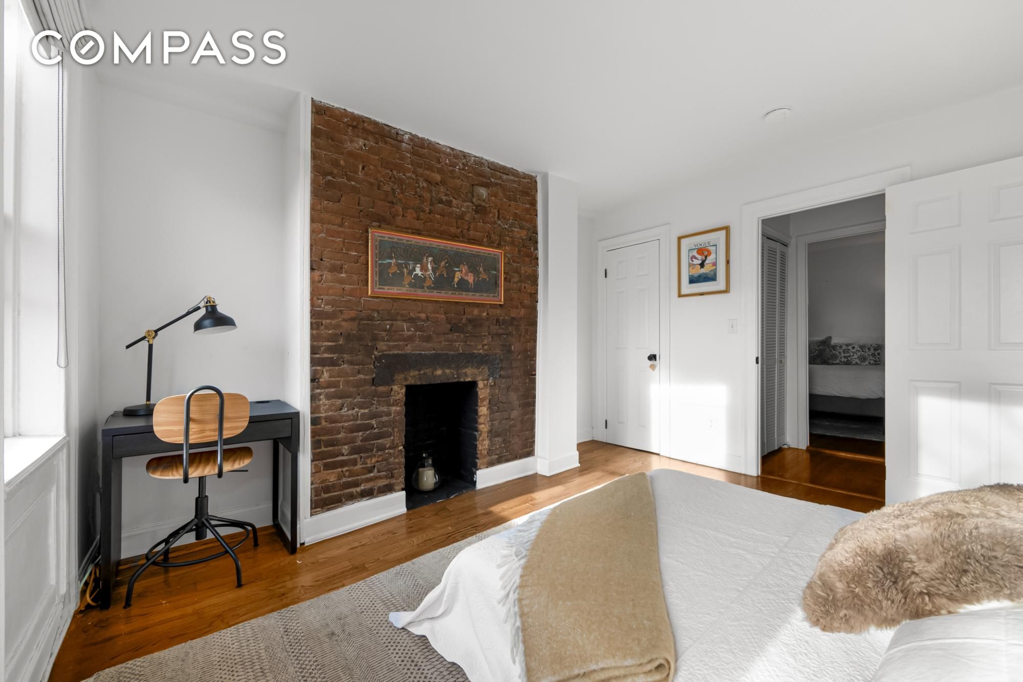 #3 photo, 504 E 6th Street, Манхэттен ‖ East Village , NY 10009