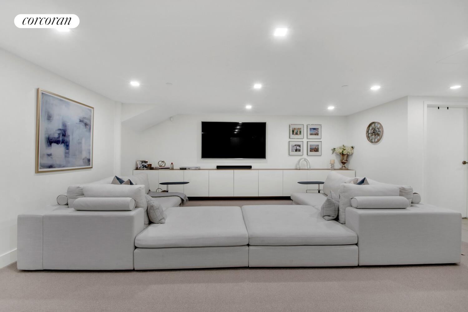 #10 photo, 471 WASHINGTON Street, Tribeca , NY 10013