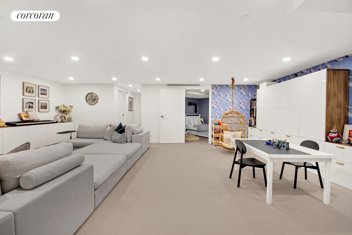 #11 photo, 471 WASHINGTON Street, Tribeca , NY 10013