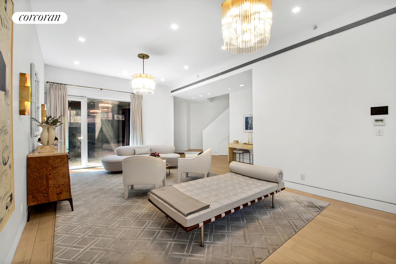 #4 photo, 471 WASHINGTON Street, Tribeca , NY 10013