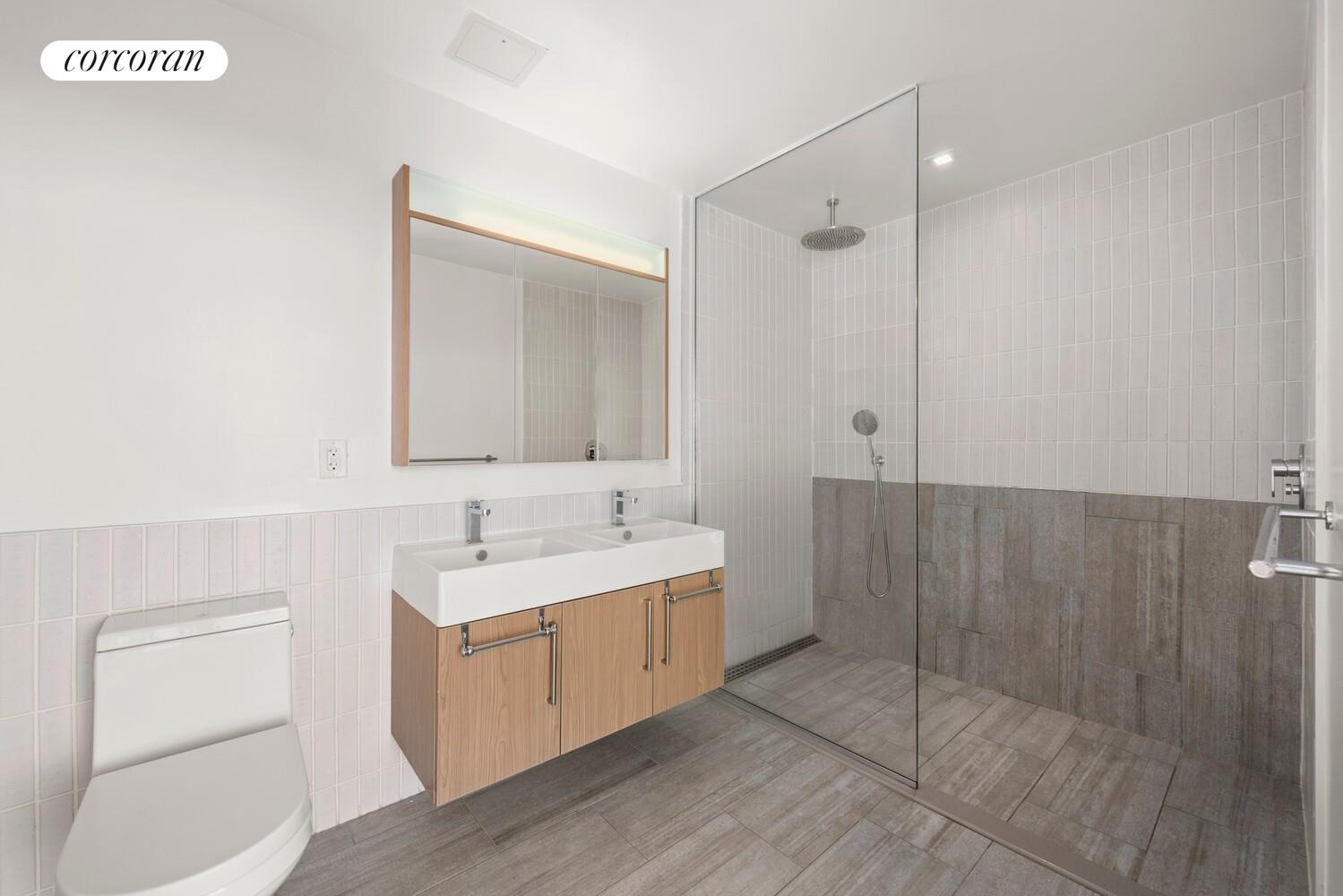 #5 photo, Brooklyn, הברונקס Downtown Brooklyn , NY 11201