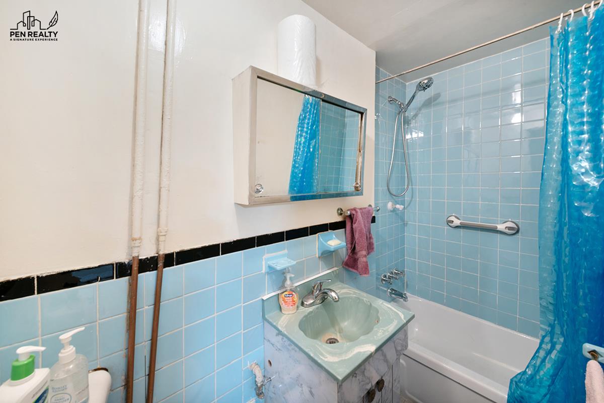 #11 photo, 335 Bay Ridge Parkway, Bay Ridge , NY 11209