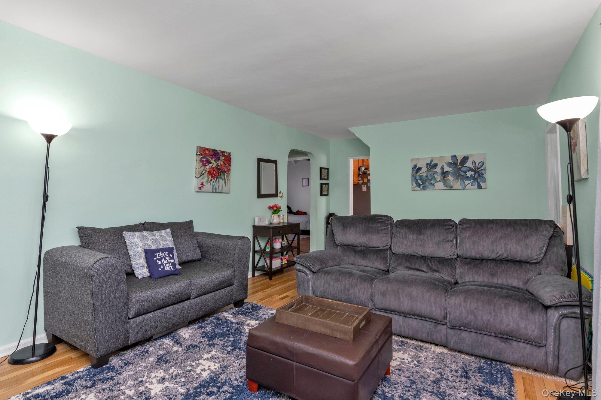 #4 photo, 220-32 73rd Avenue, Куинс ‖ Bayside , NY 11364