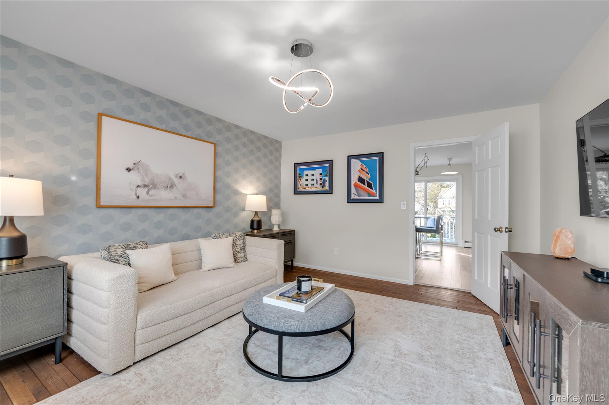 #13 photo, 29 3rd Avenue, Port Washington , NY 11050