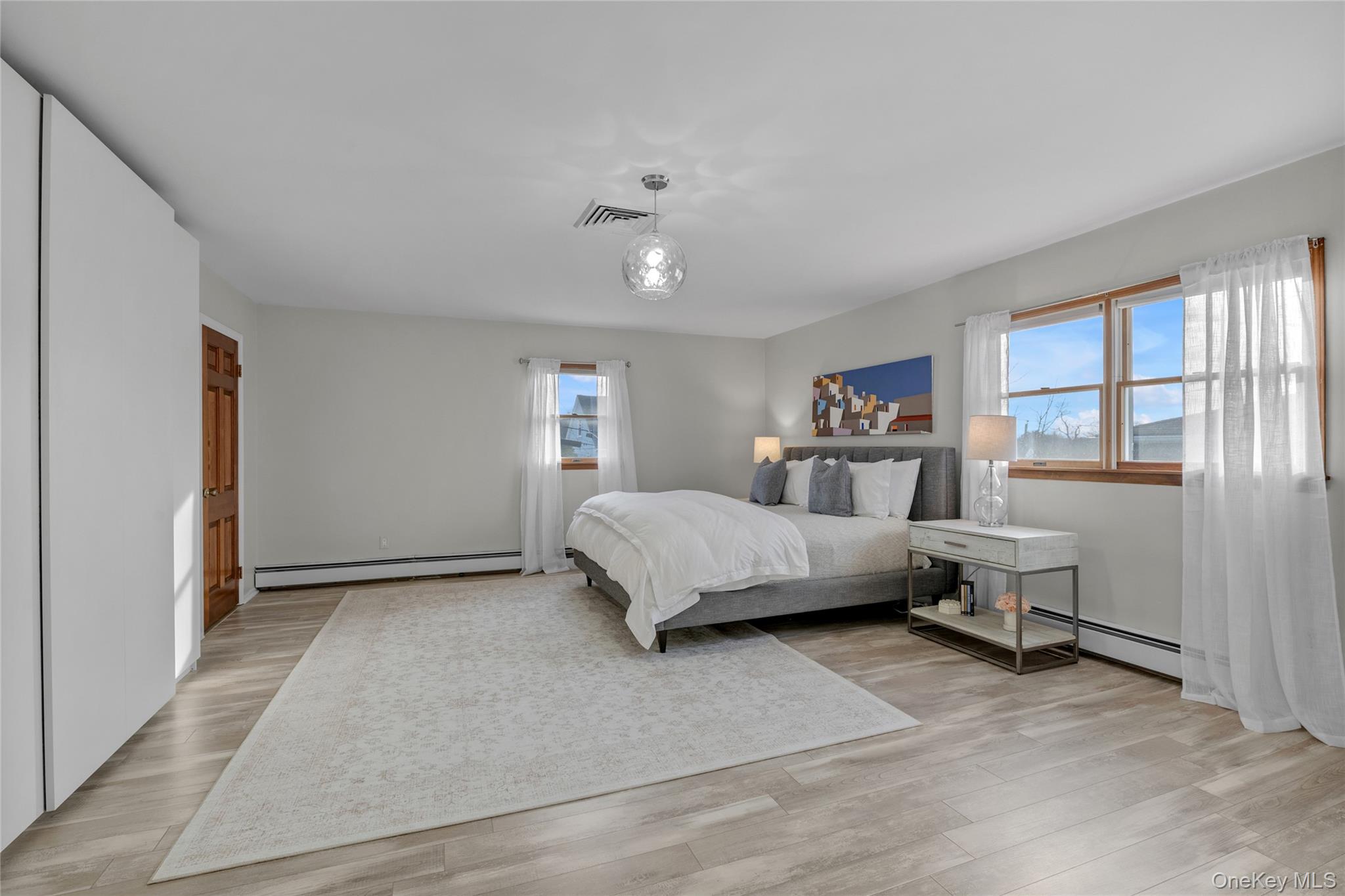 #17 photo, 29 3rd Avenue, Port Washington , NY 11050