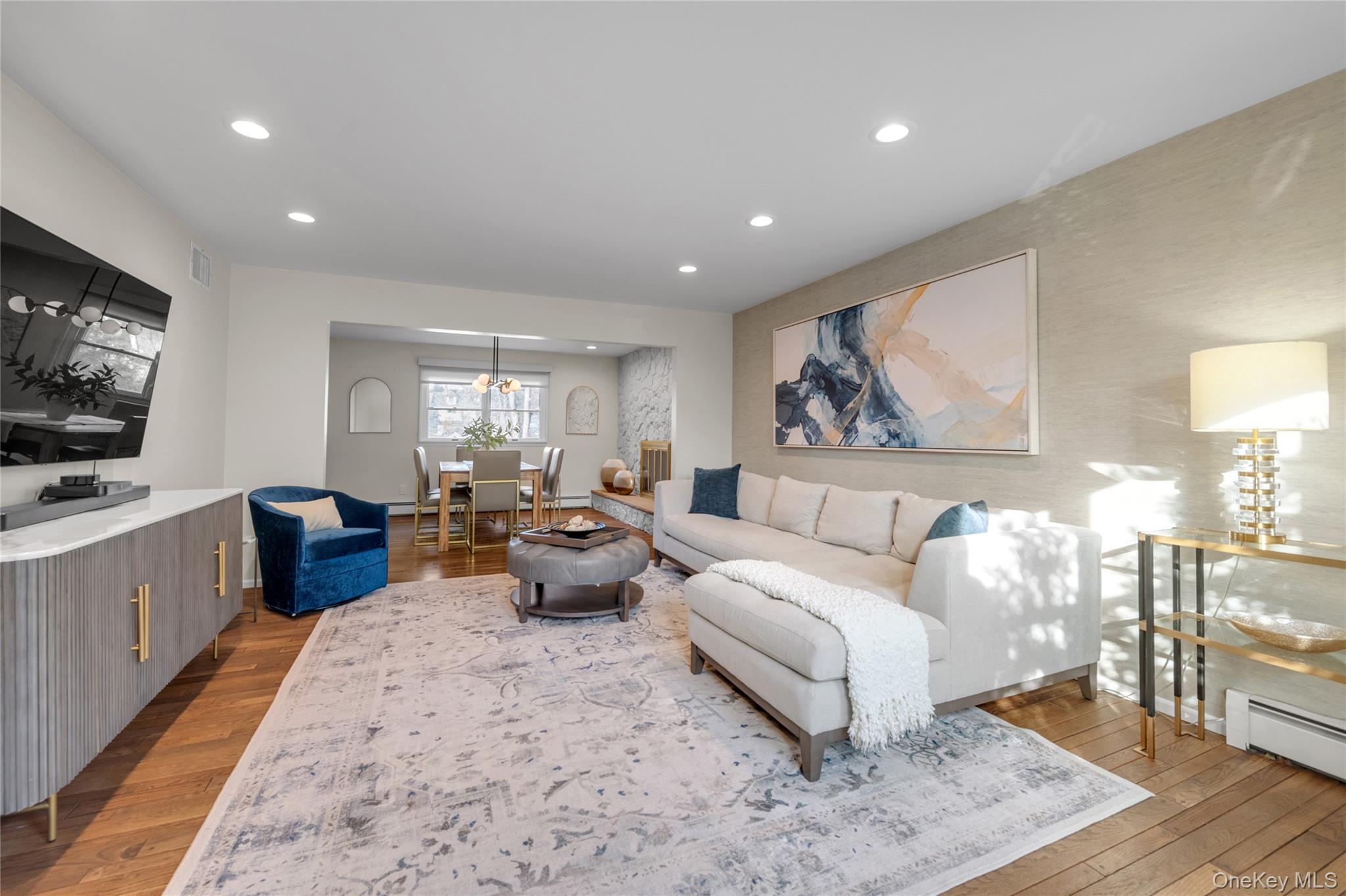 #2 photo, 29 3rd Avenue, Port Washington , NY 11050