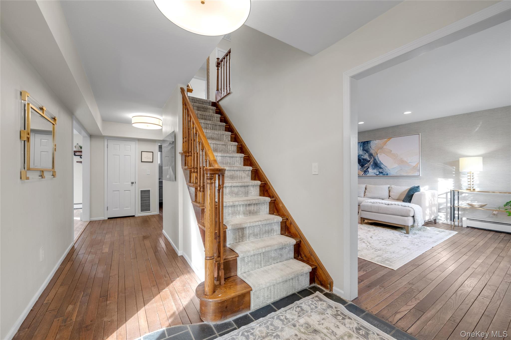 #5 photo, 29 3rd Avenue, Port Washington , NY 11050