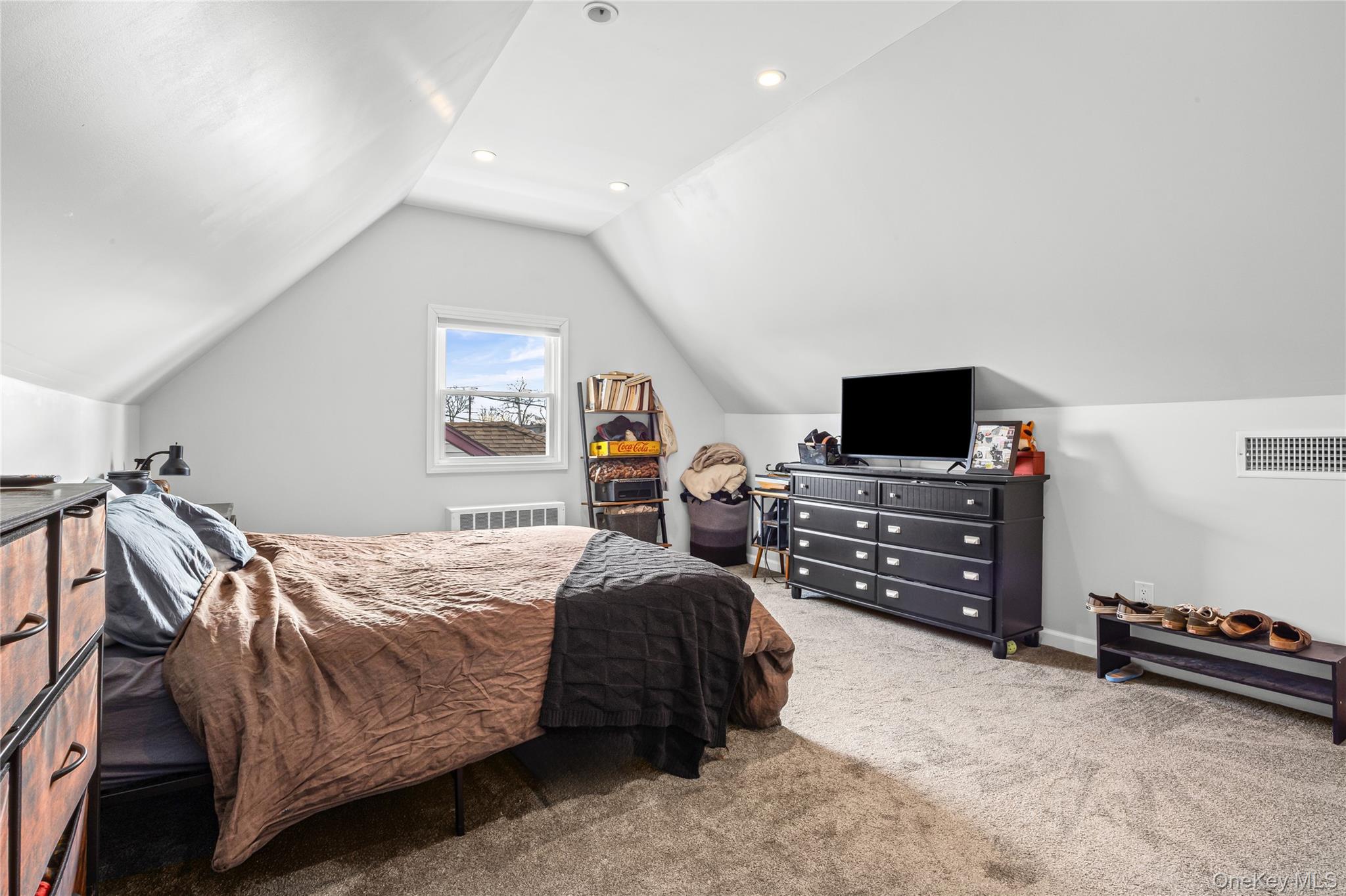 #13 photo, 3285 Neptune Avenue, नासाउ काउंटी Oceanside , NY 11572