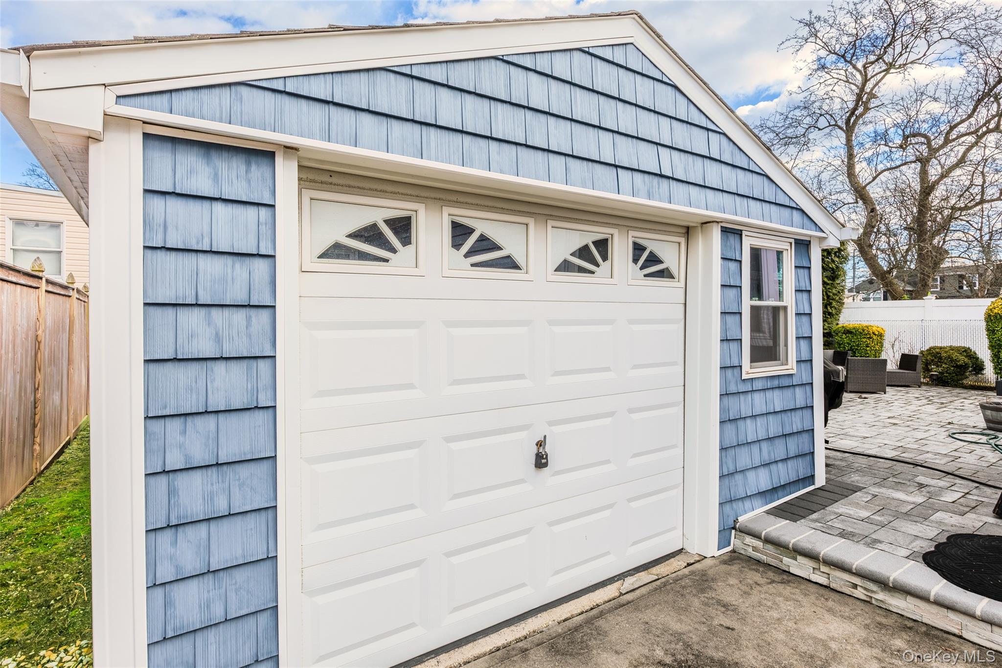 #17 photo, 3285 Neptune Avenue, नासाउ काउंटी Oceanside , NY 11572