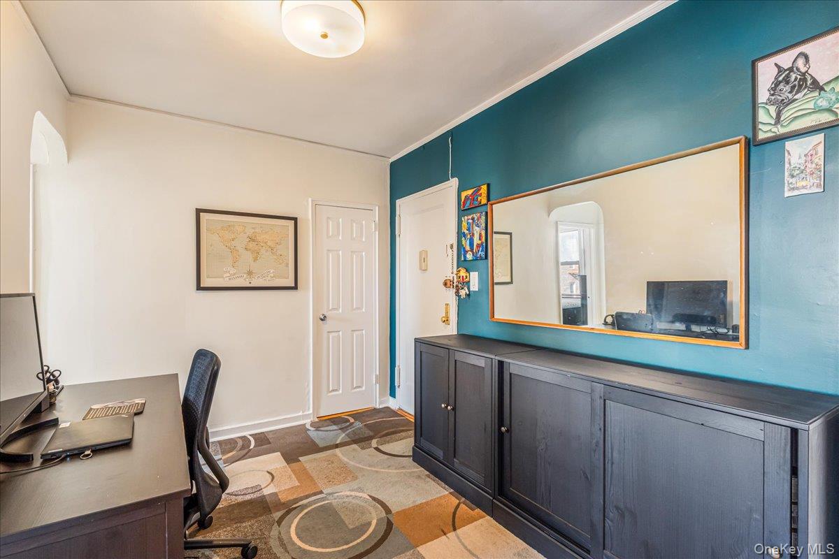 #4 photo, 67-35 Yellowstone Blvd, Куинс ‖ Forest Hills , NY 11375