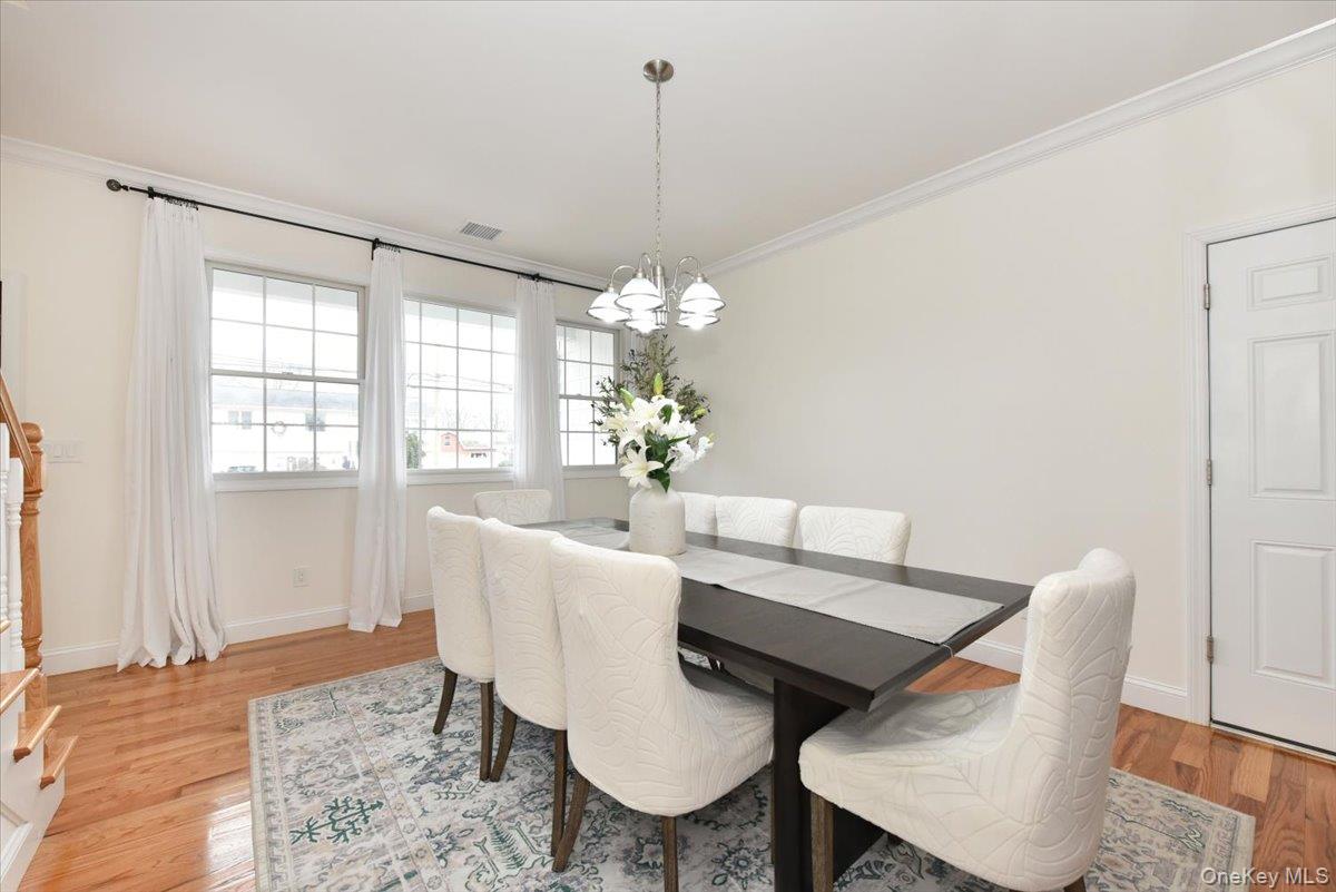 #11 photo, 551 Grand Avenue, 东长岛 Lindenhurst , NY 11757